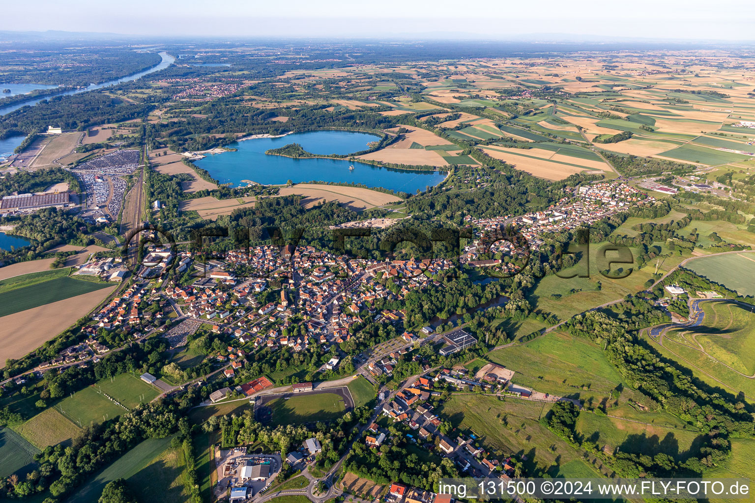 Lauterbourg dans le département Bas Rhin, France d'en haut