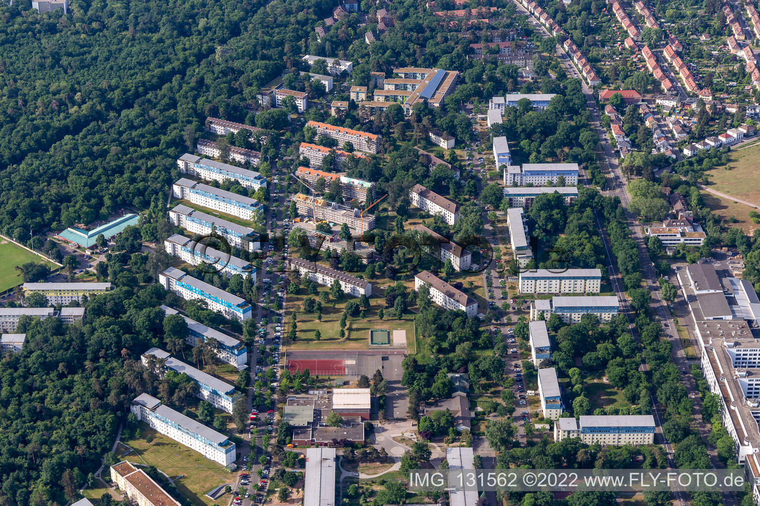 Vue aérienne de Avenue du Tennessee à le quartier Nordstadt in Karlsruhe dans le département Bade-Wurtemberg, Allemagne