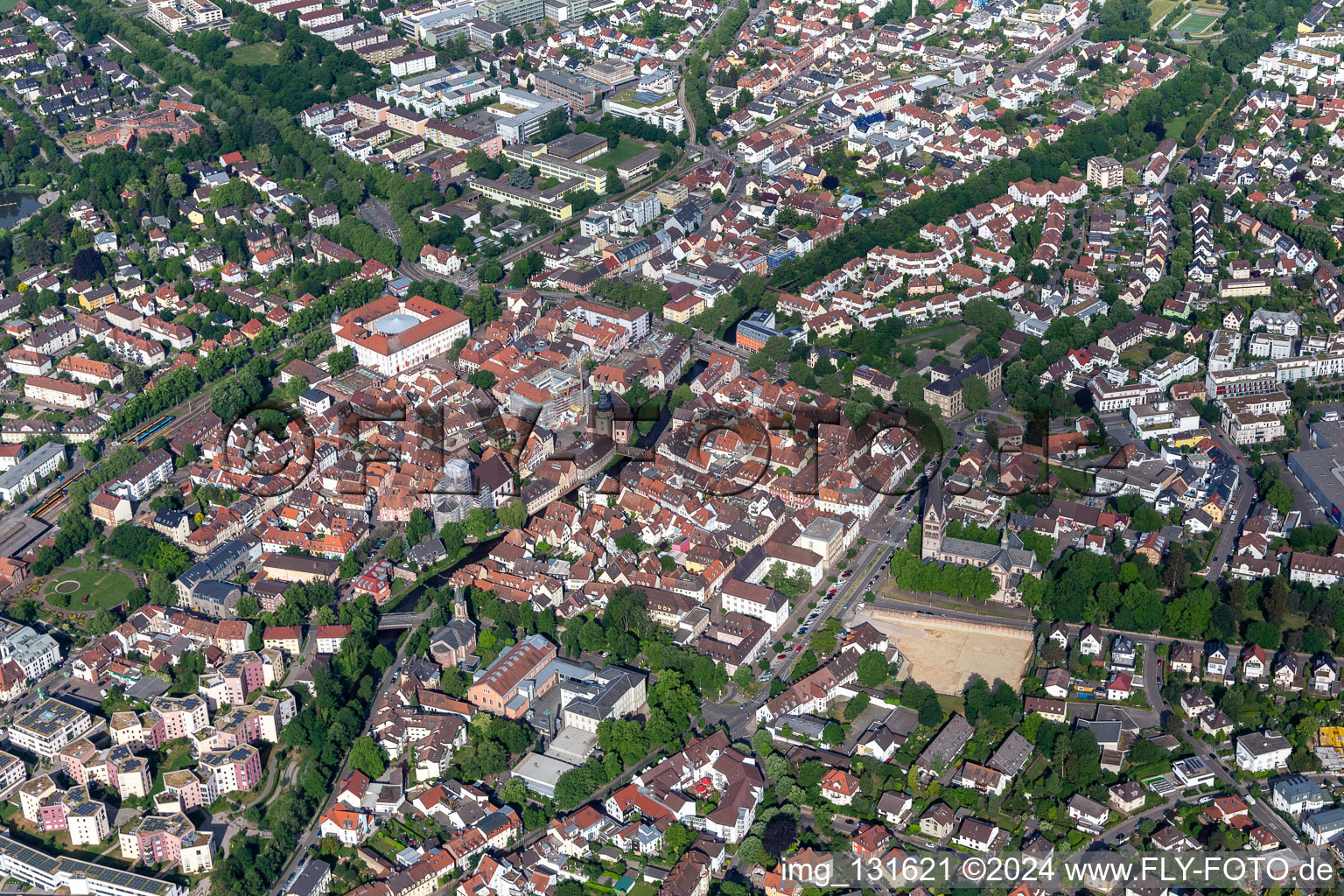 Vue oblique de Ettlingen dans le département Bade-Wurtemberg, Allemagne