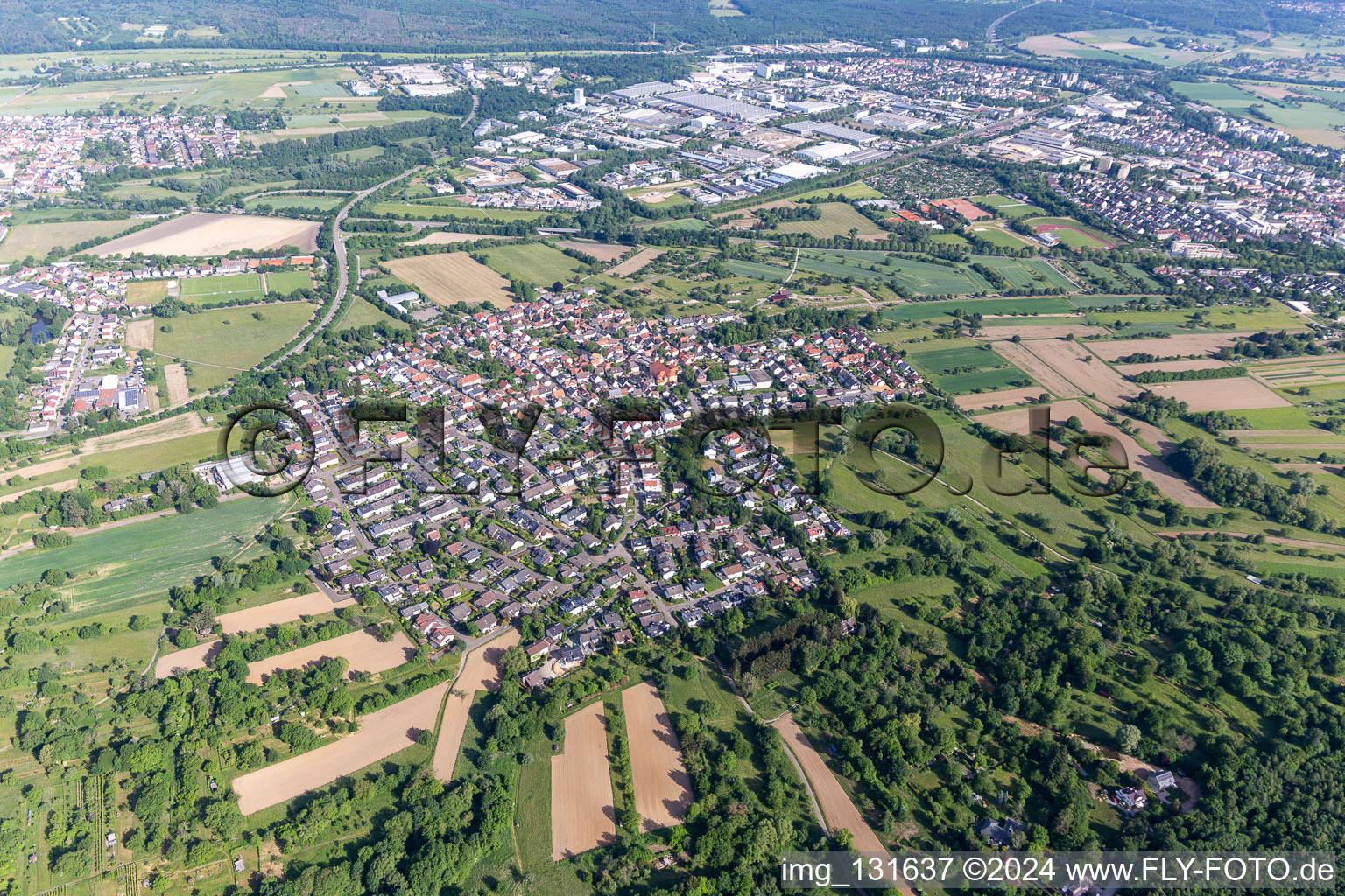 Photographie aérienne de Quartier Ettlingenweier in Ettlingen dans le département Bade-Wurtemberg, Allemagne