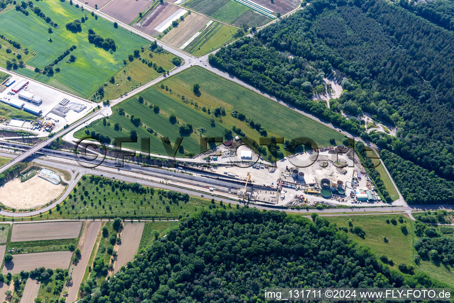 Centre d'information du tunnel de Rastatt à Ötigheim dans le département Bade-Wurtemberg, Allemagne d'en haut