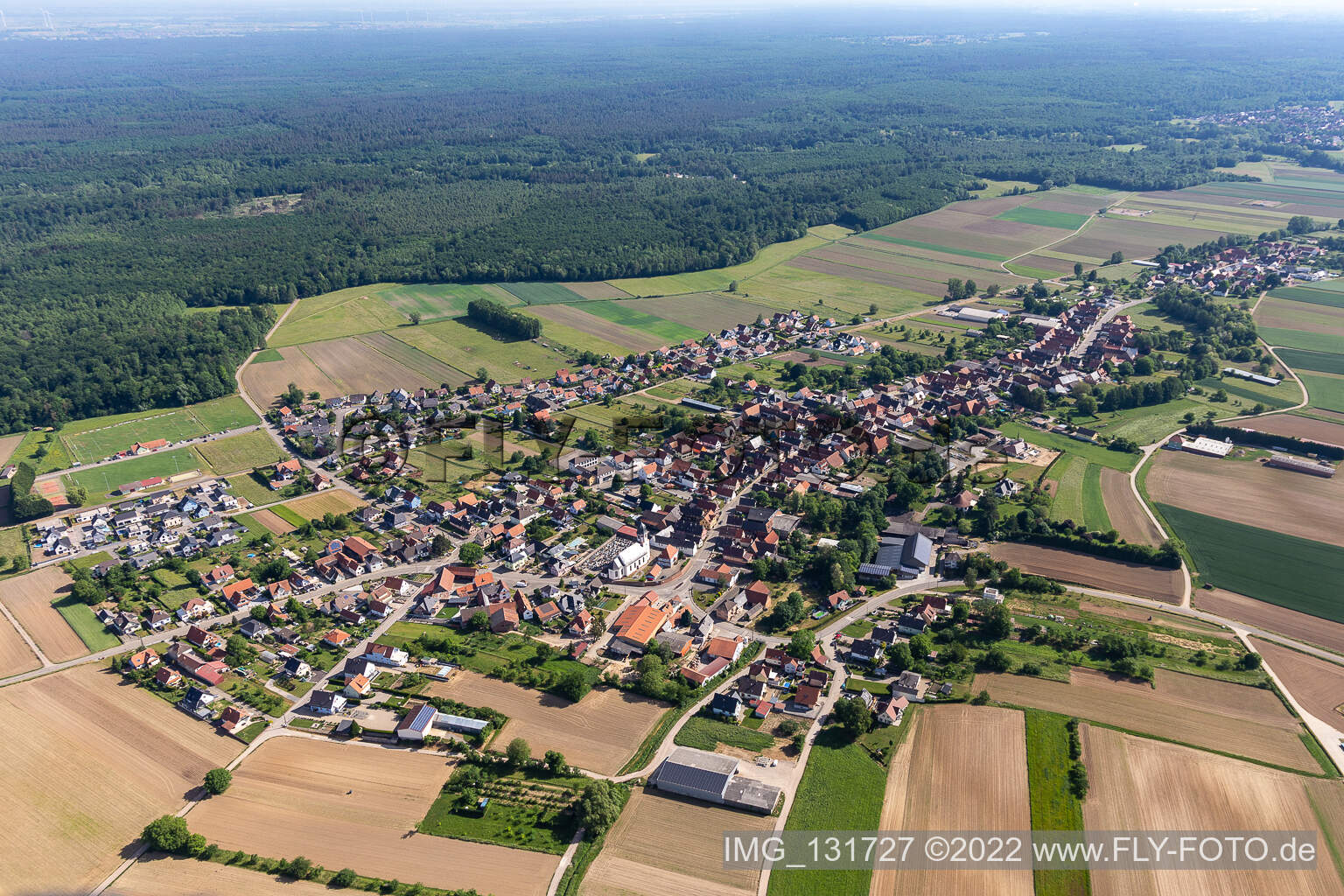 Niederlauterbach dans le département Bas Rhin, France vue du ciel