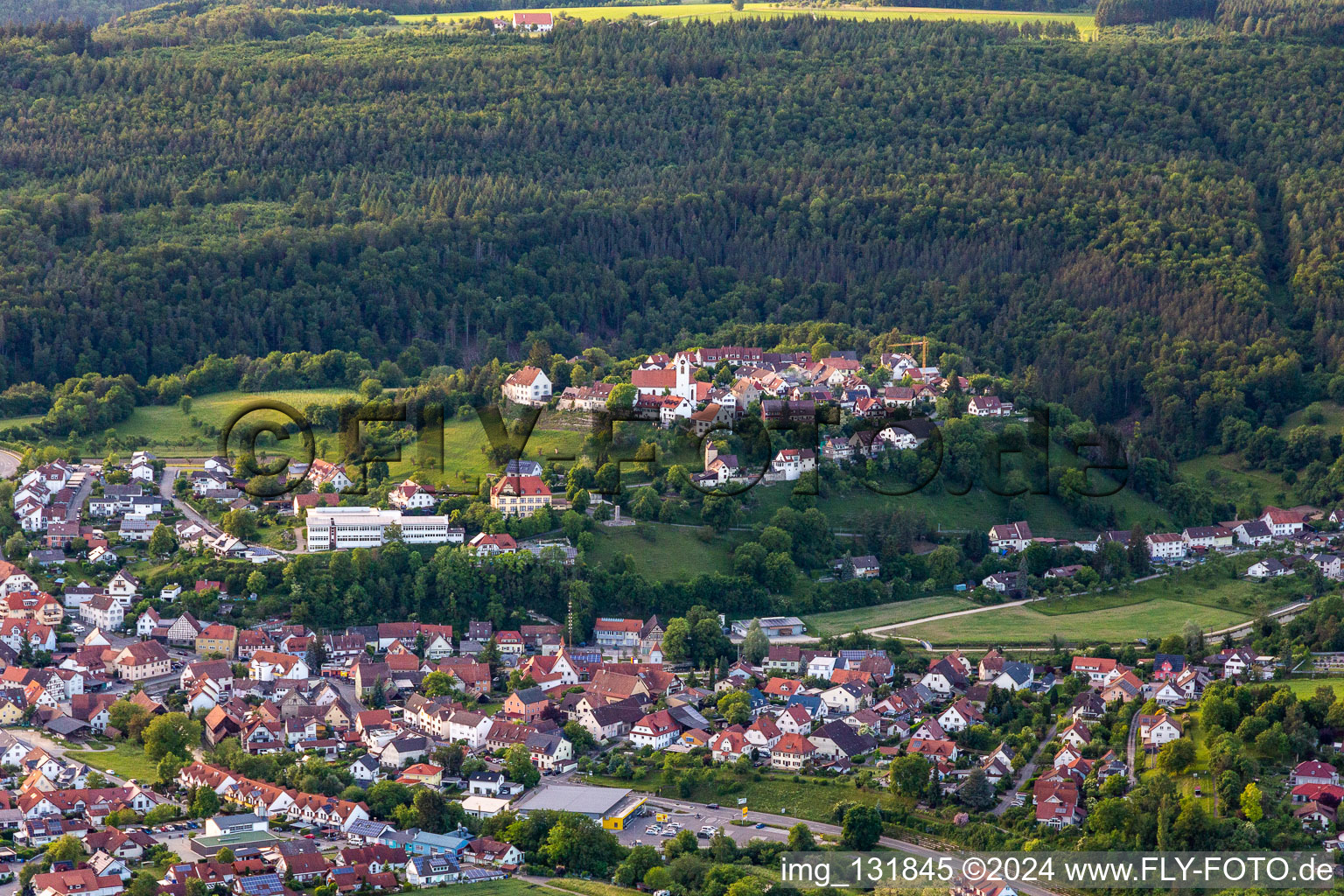 Vue oblique de Aach dans le département Bade-Wurtemberg, Allemagne