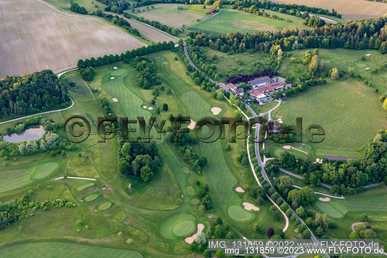 Photographie aérienne de Le Country Club Schloss Langenstein - Le parcours de golf au bord du lac de Constance à Orsingen-Nenzingen dans le département Bade-Wurtemberg, Allemagne