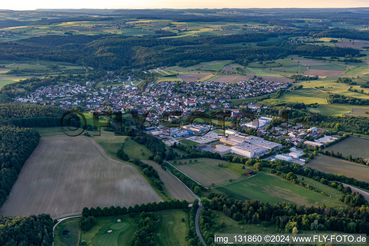 Photographie aérienne de Eigeltingen dans le département Bade-Wurtemberg, Allemagne