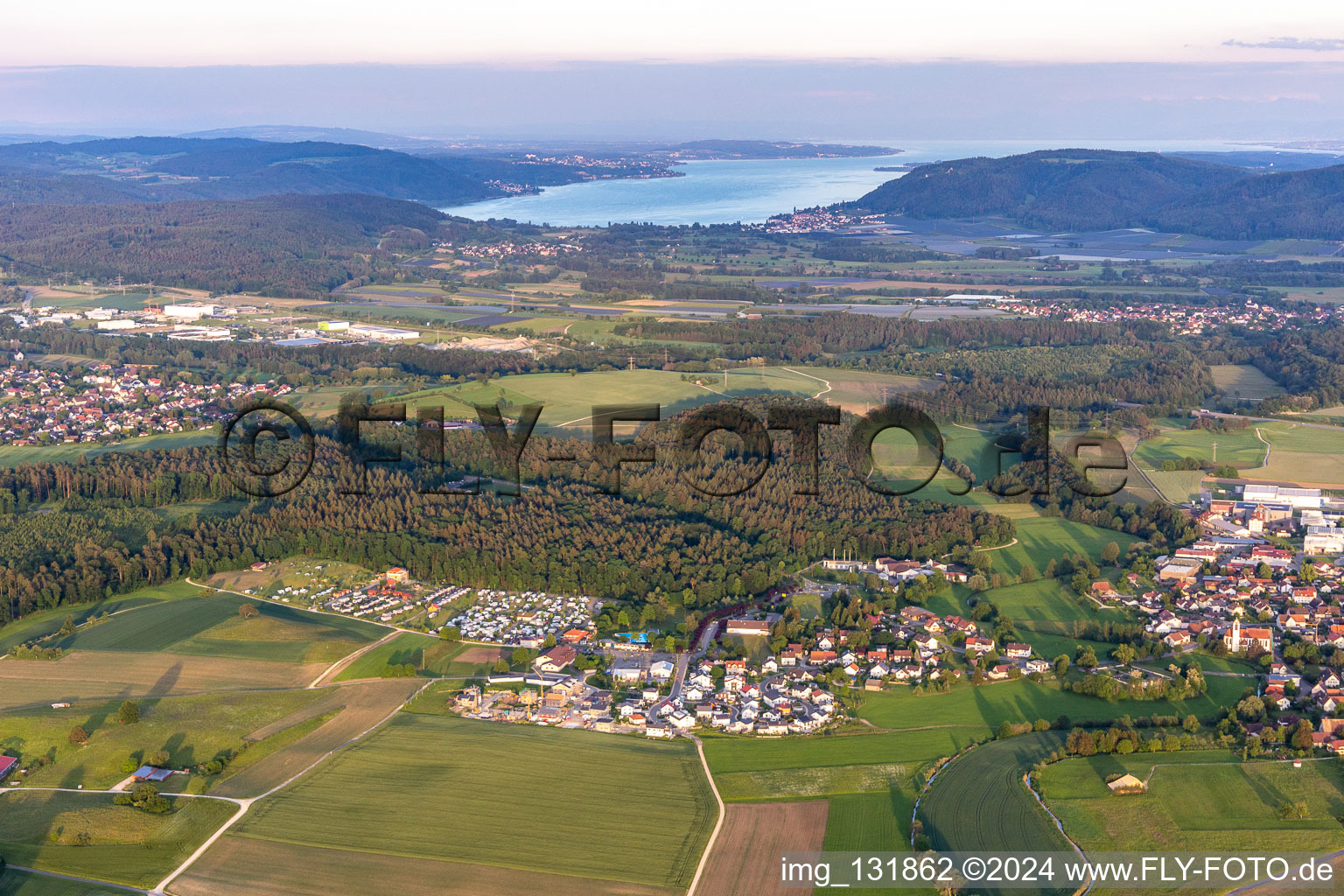 Vue aérienne de Quartier Orsingen in Orsingen-Nenzingen dans le département Bade-Wurtemberg, Allemagne