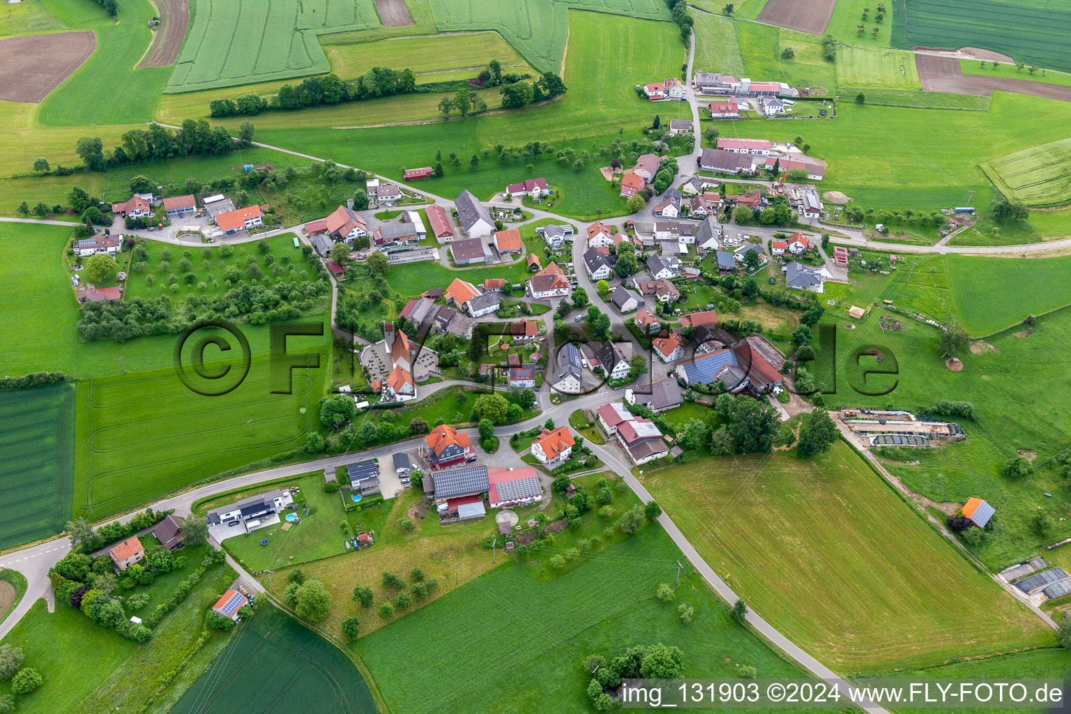 Vue aérienne de Quartier Danketsweiler in Horgenzell dans le département Bade-Wurtemberg, Allemagne