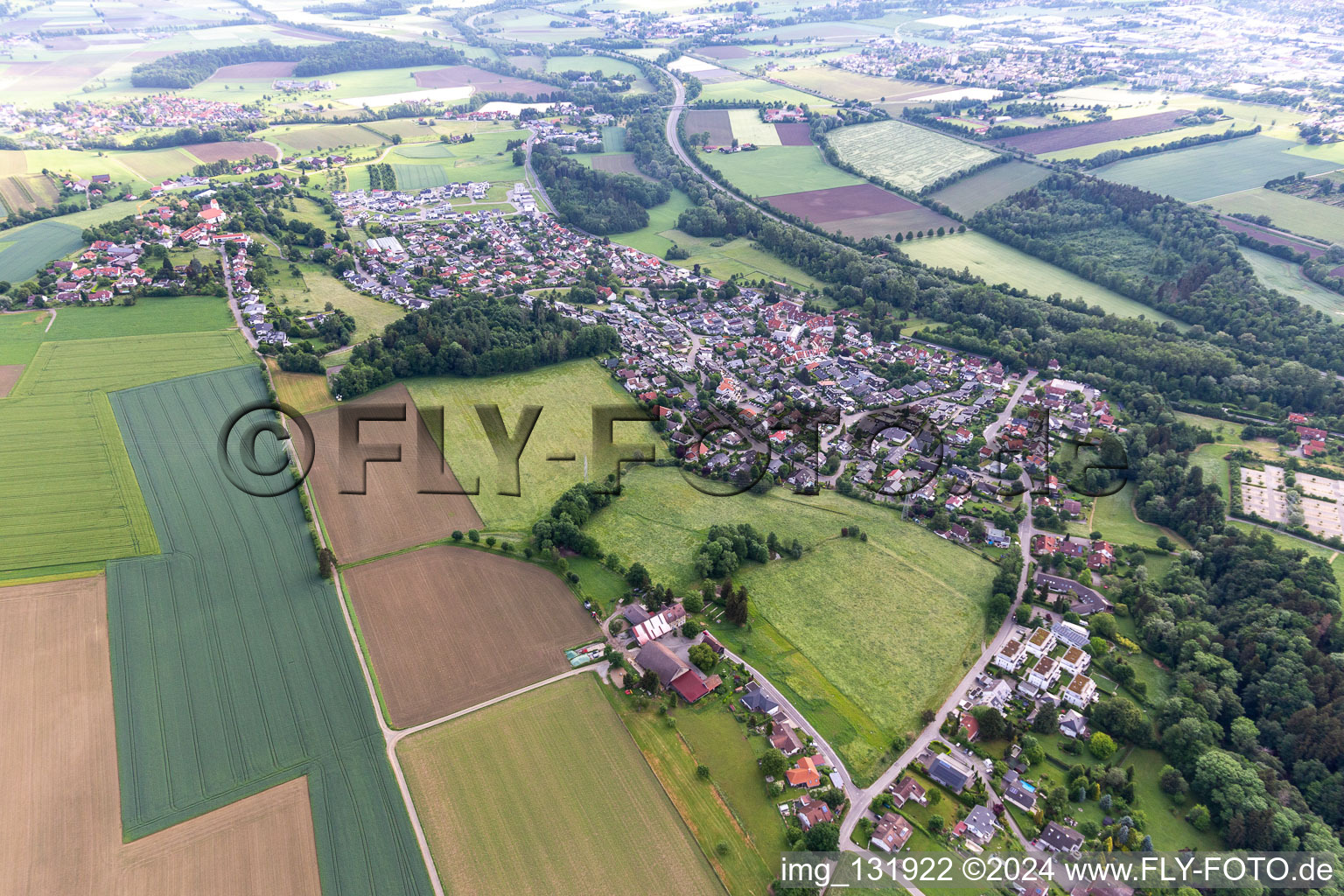 Vue aérienne de Près de Ravensbourg à le quartier Berg bei Ravensburg in Berg dans le département Bade-Wurtemberg, Allemagne