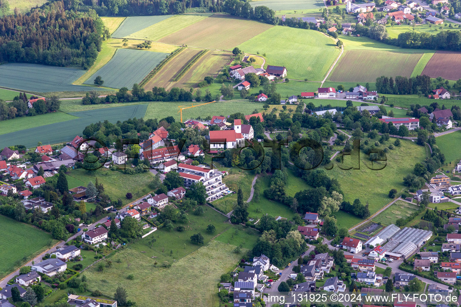 Vue aérienne de Près de Ravensbourg à le quartier Inntobel in Berg dans le département Bade-Wurtemberg, Allemagne