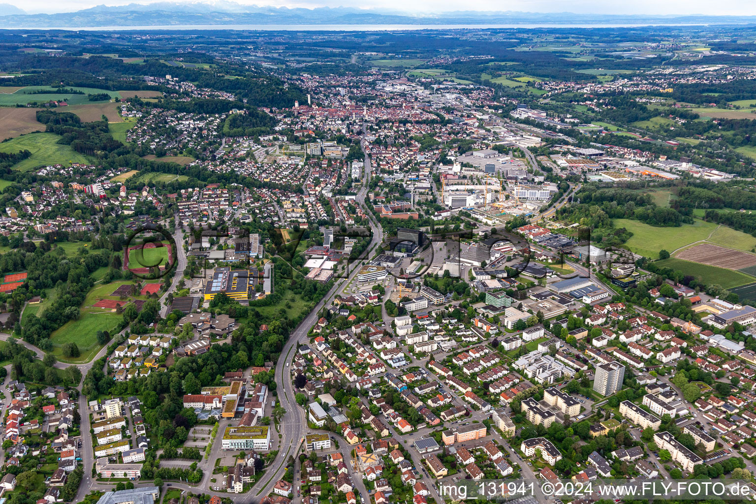 Vue aérienne de Centre des médias du district Ravensburg de l'école Humpis à Ravensburg dans le département Bade-Wurtemberg, Allemagne