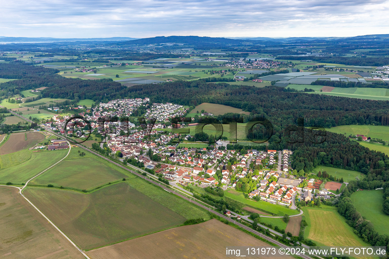 Vue aérienne de Oberzell à Ravensburg dans le département Bade-Wurtemberg, Allemagne