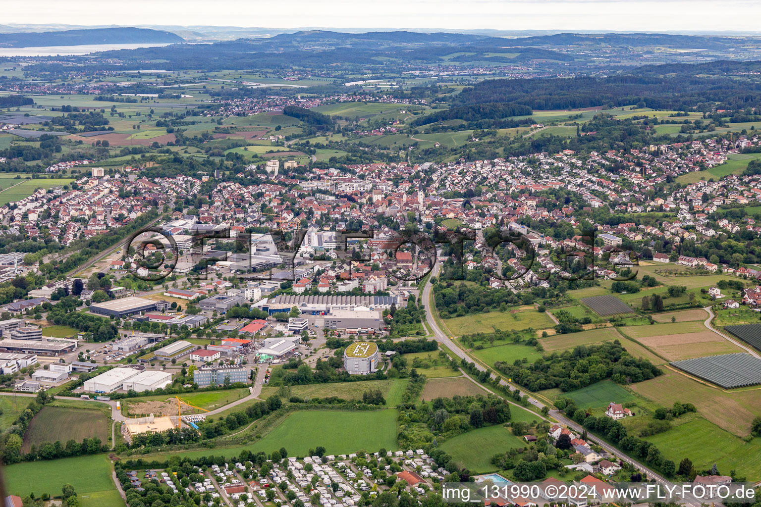 Vue aérienne de Quartier Möggenweiler in Markdorf dans le département Bade-Wurtemberg, Allemagne