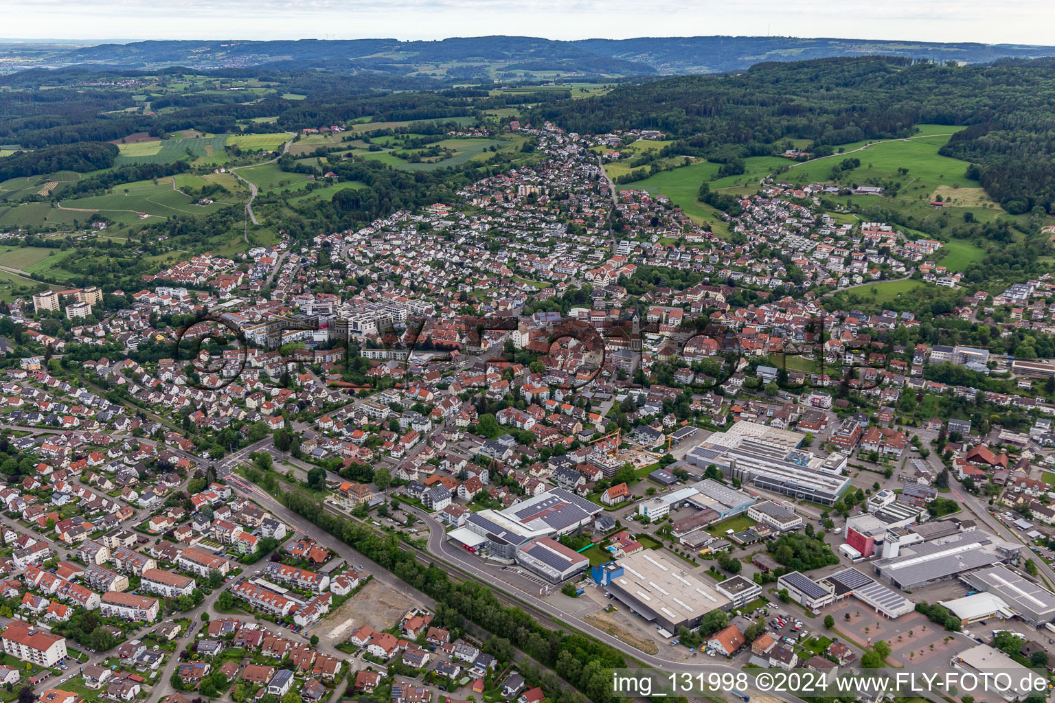 Vue aérienne de Quartier Möggenweiler in Markdorf dans le département Bade-Wurtemberg, Allemagne