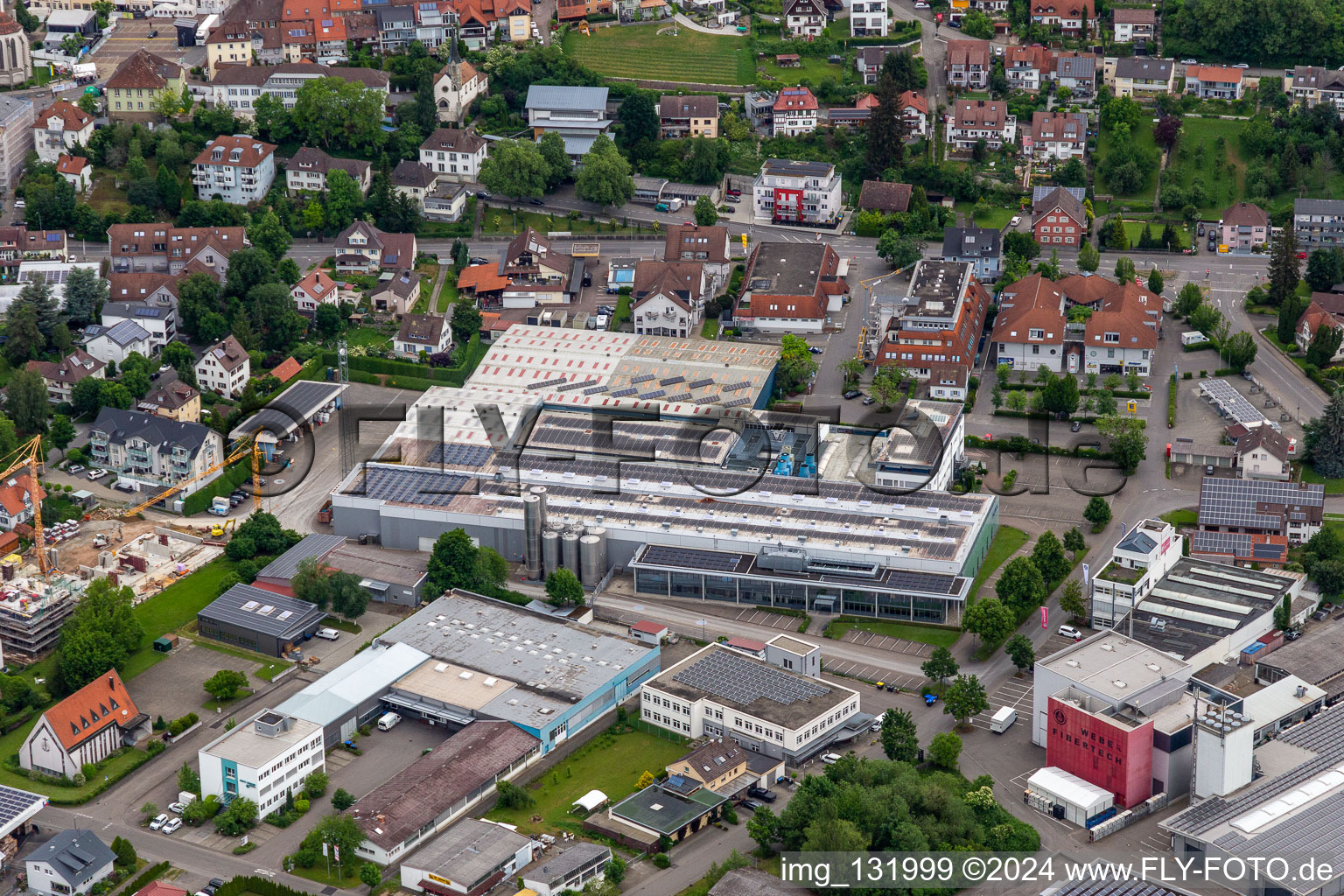 Vue aérienne de Alpla à le quartier Möggenweiler in Markdorf dans le département Bade-Wurtemberg, Allemagne