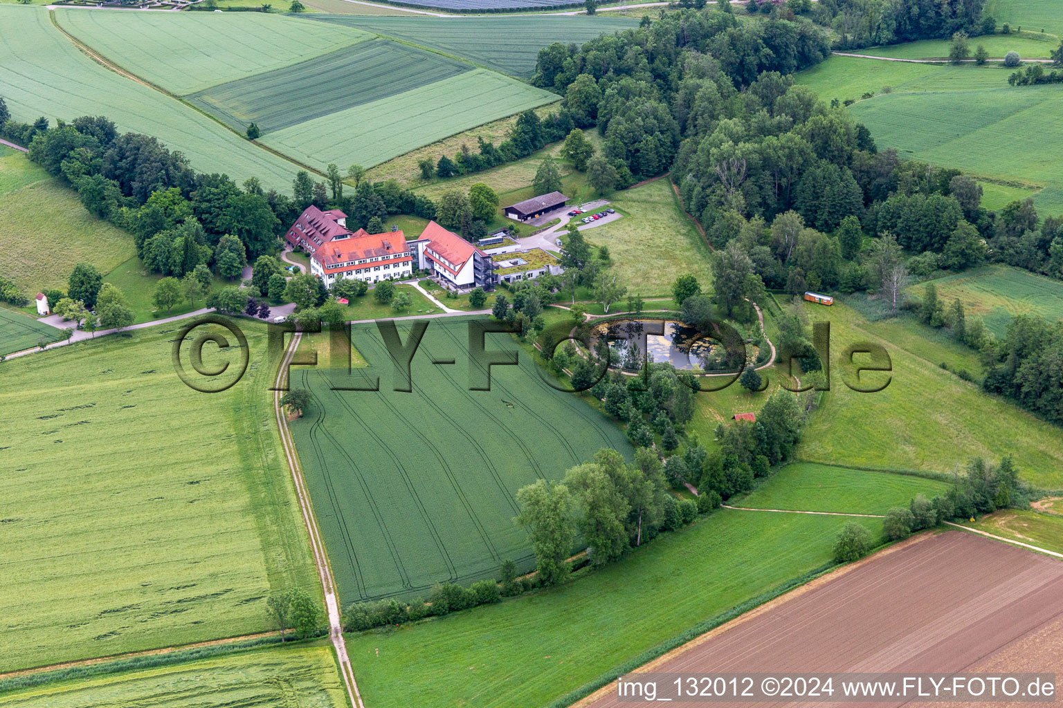 Vue aérienne de Maison de retraite et de repos Wespach à le quartier Unterstenweiler in Salem dans le département Bade-Wurtemberg, Allemagne