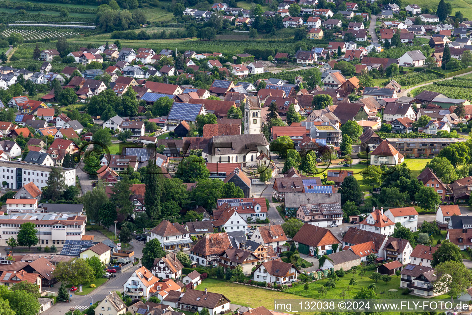 Vue aérienne de Église à Frickingen dans le département Bade-Wurtemberg, Allemagne