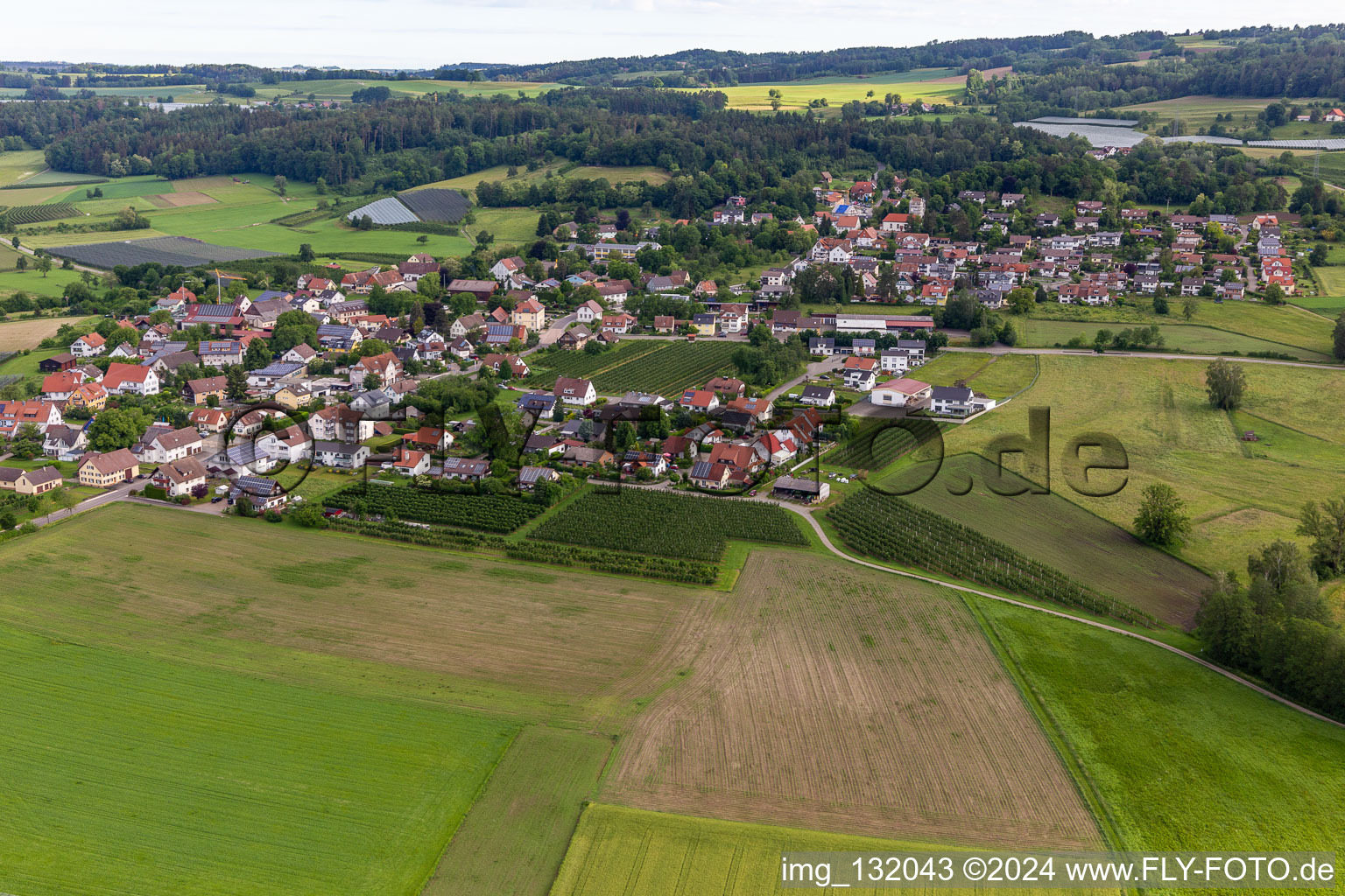 Vue aérienne de Quartier Altheim in Frickingen dans le département Bade-Wurtemberg, Allemagne