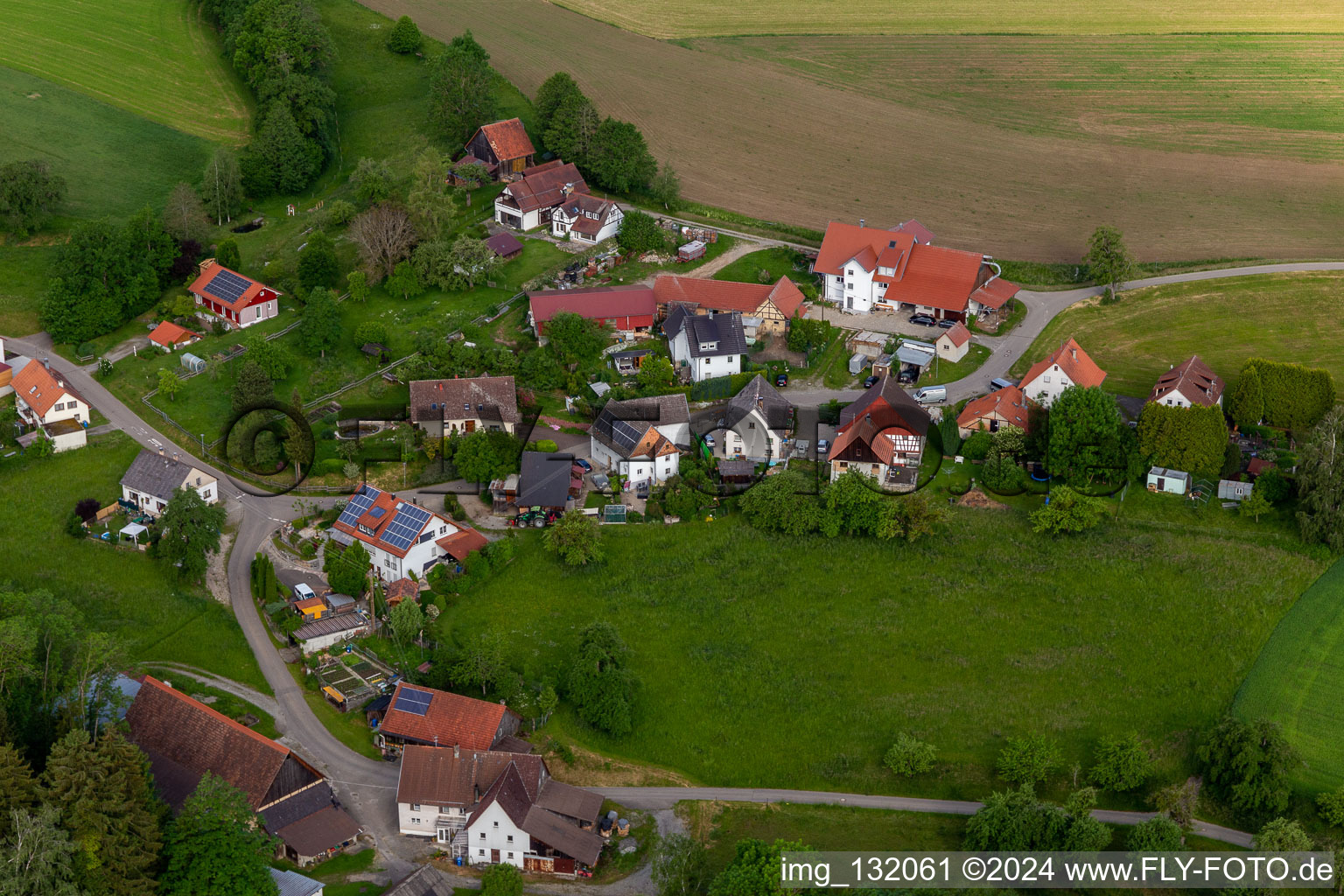 Vue aérienne de Fou2fly à le quartier Herdwangen in Herdwangen-Schönach dans le département Bade-Wurtemberg, Allemagne