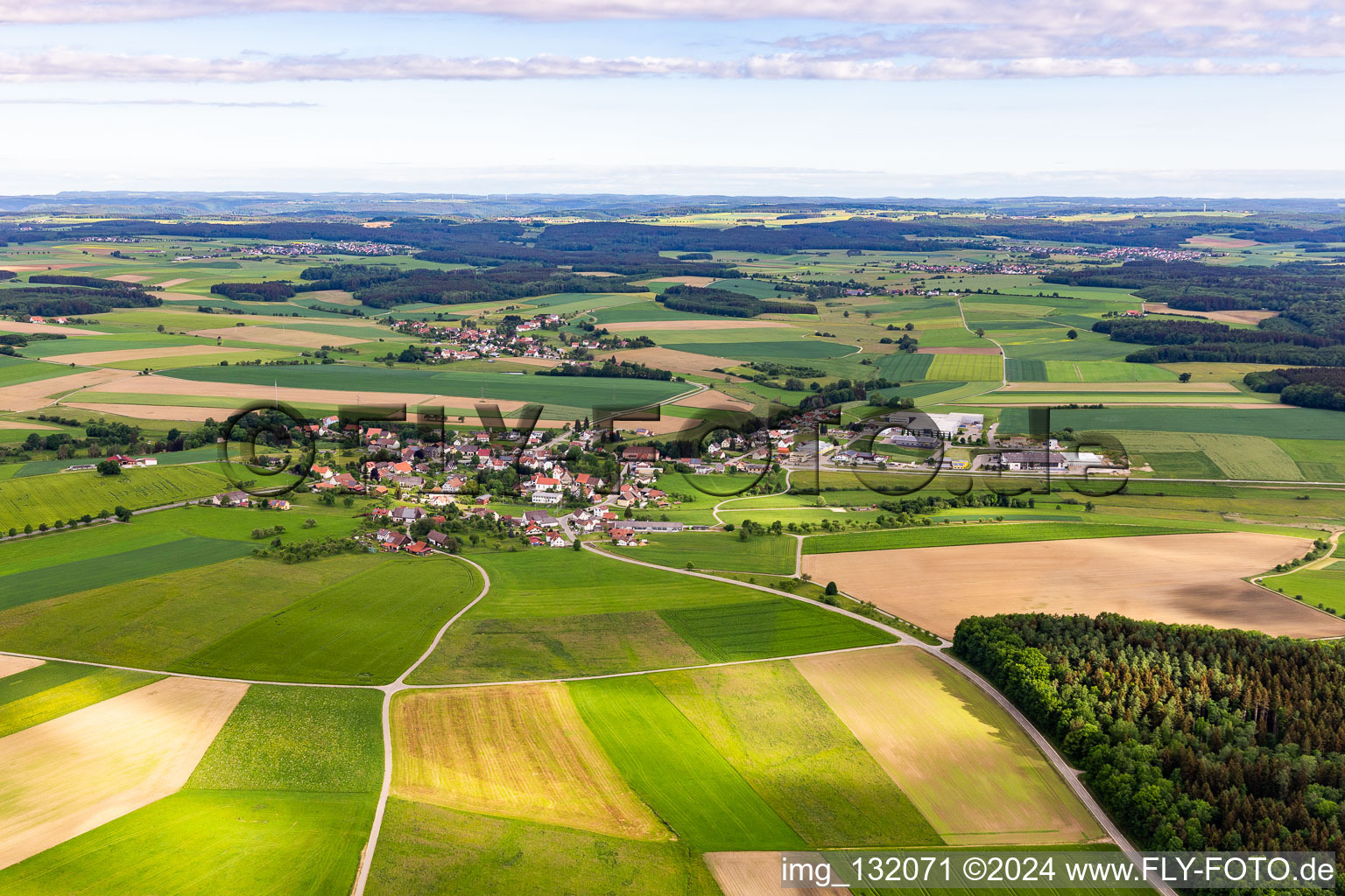 Vue aérienne de Stecher GmbH et Amt Schmid GmbH & Co. KG en Krumbach à le quartier Krumbach in Sauldorf dans le département Bade-Wurtemberg, Allemagne