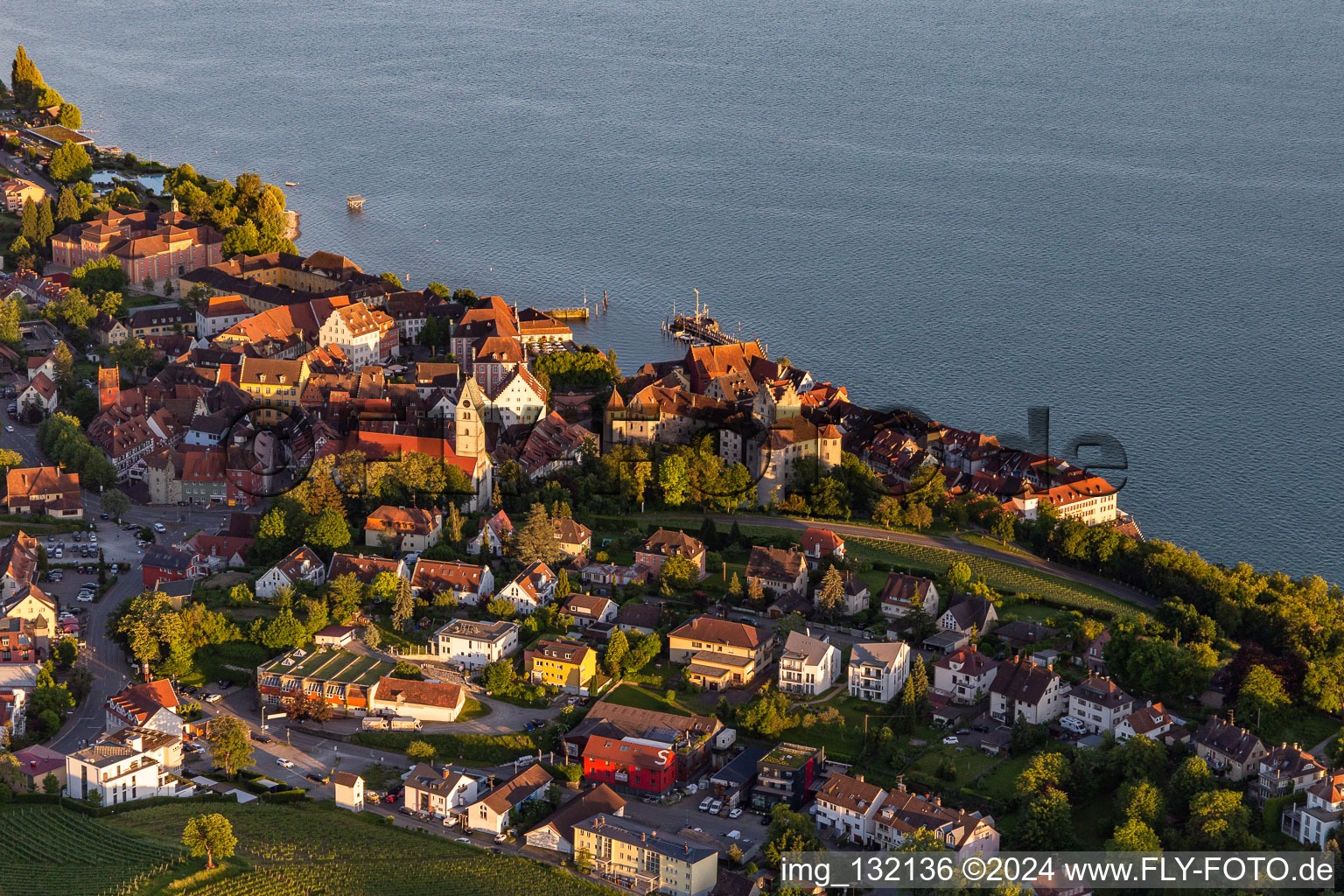 Vue aérienne de Meersburg dans le département Bade-Wurtemberg, Allemagne