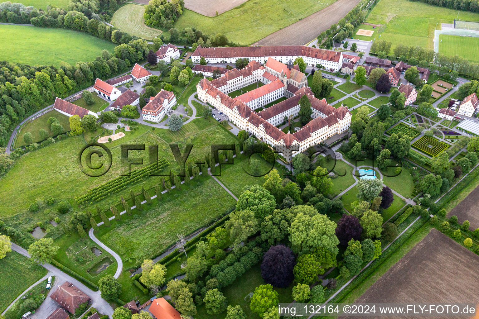 Photographie aérienne de Verrouillage de l'école Salem à le quartier Stefansfeld in Salem dans le département Bade-Wurtemberg, Allemagne