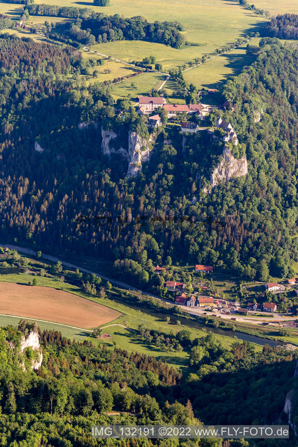 Photographie aérienne de DJH Auberge de Jeunesse Burg Wildenstein à Leibertingen dans le département Bade-Wurtemberg, Allemagne