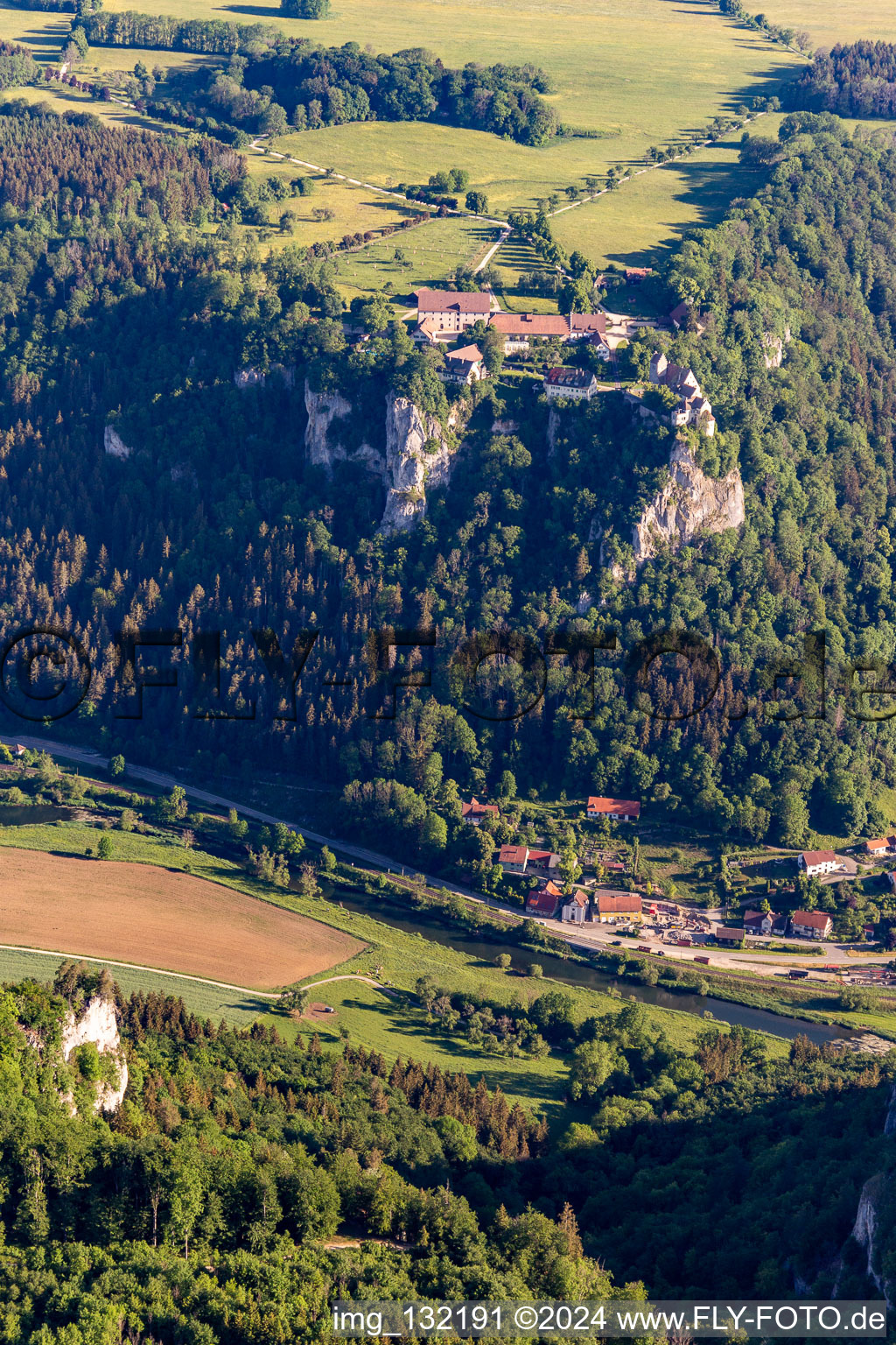 Photographie aérienne de DJH Auberge de Jeunesse Burg Wildenstein à Leibertingen dans le département Bade-Wurtemberg, Allemagne