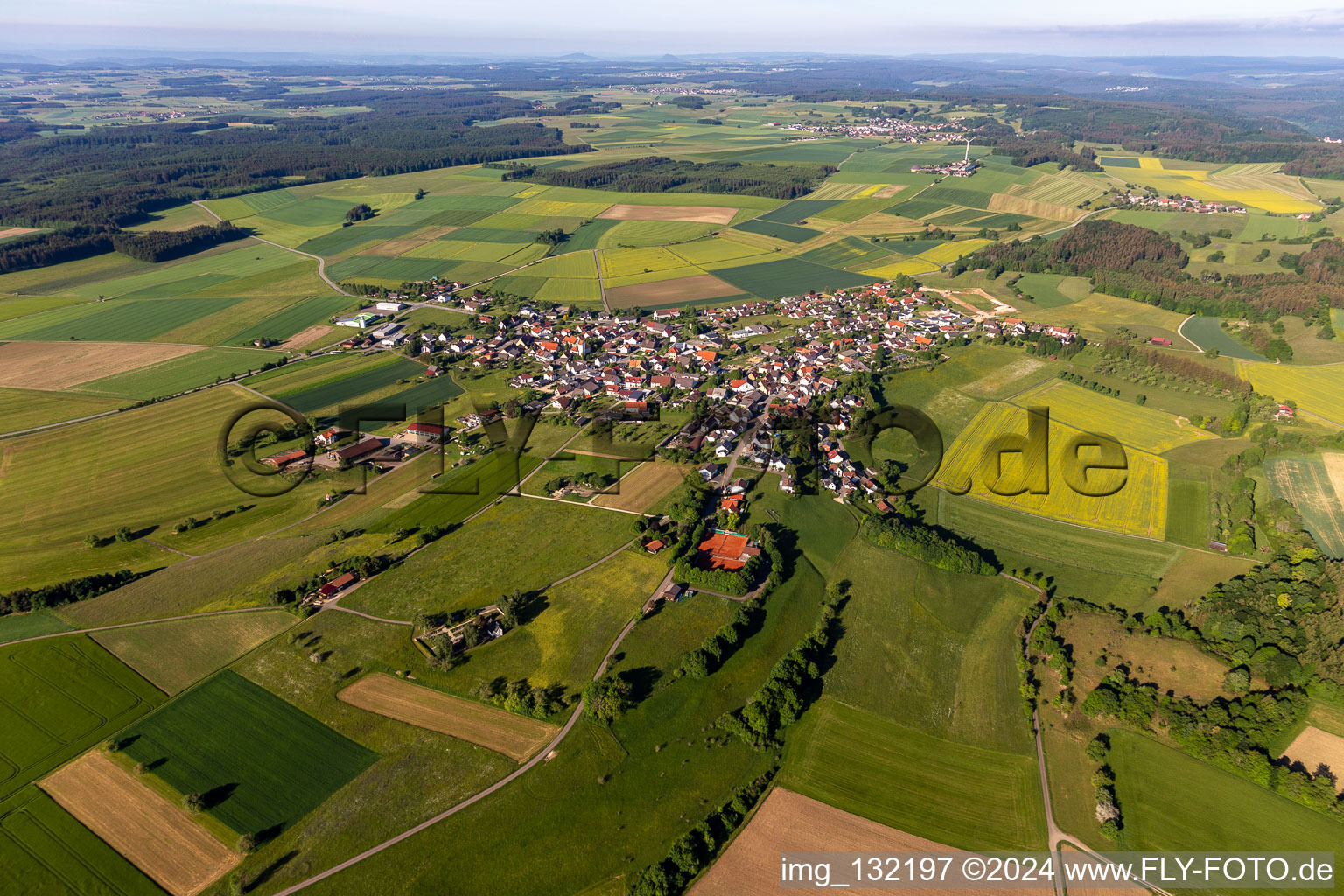 Vue aérienne de Quartier Kreenheinstetten in Leibertingen dans le département Bade-Wurtemberg, Allemagne