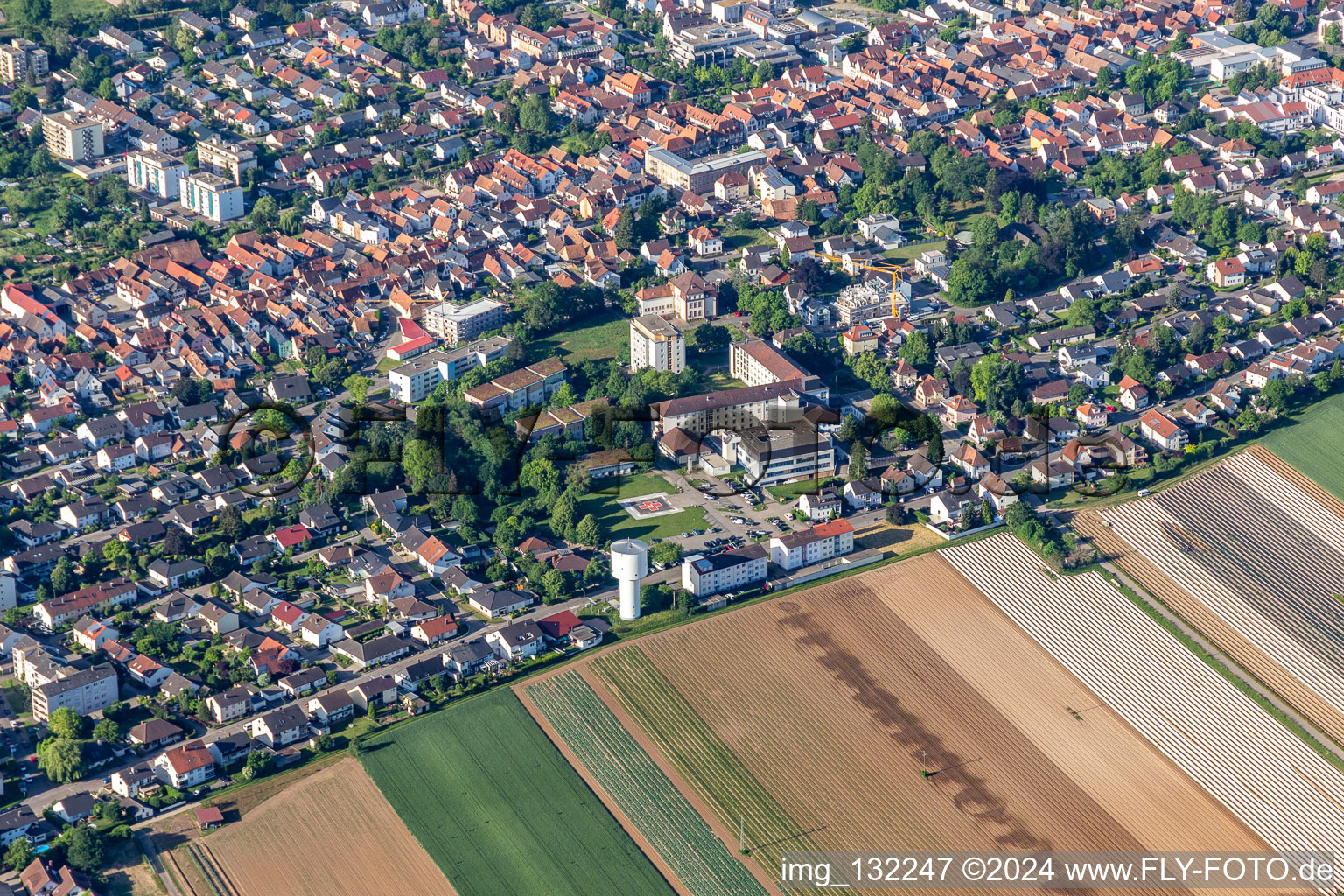 Vue aérienne de Clinique Asklepios Palatinat du Sud à Kandel dans le département Rhénanie-Palatinat, Allemagne