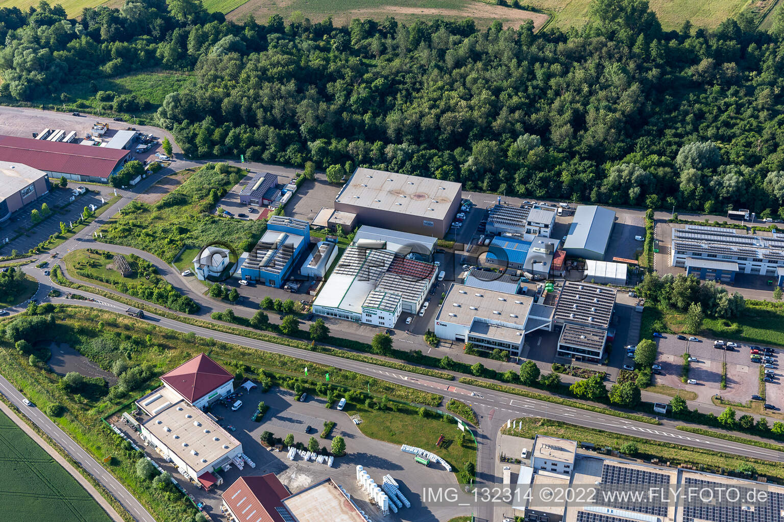 Vue aérienne de Sanitätshaus Römer GmbH & Co. KG à le quartier Herxheim in Herxheim bei Landau dans le département Rhénanie-Palatinat, Allemagne