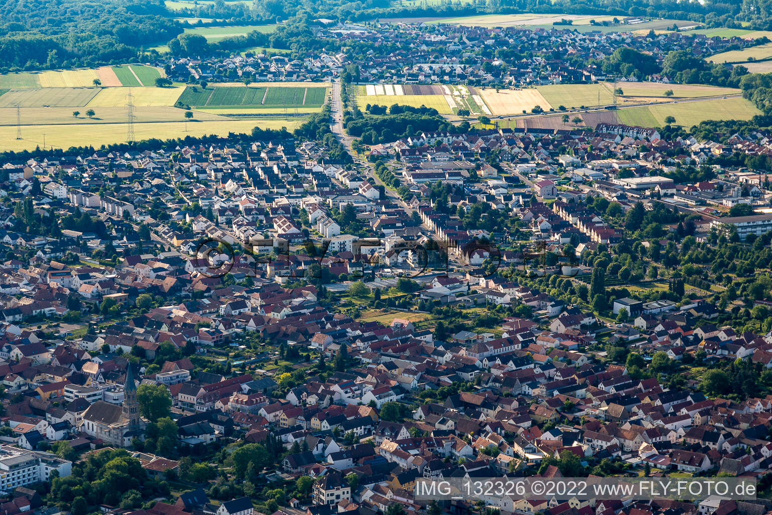 Vue aérienne de Rue Kuhardter à Rülzheim dans le département Rhénanie-Palatinat, Allemagne
