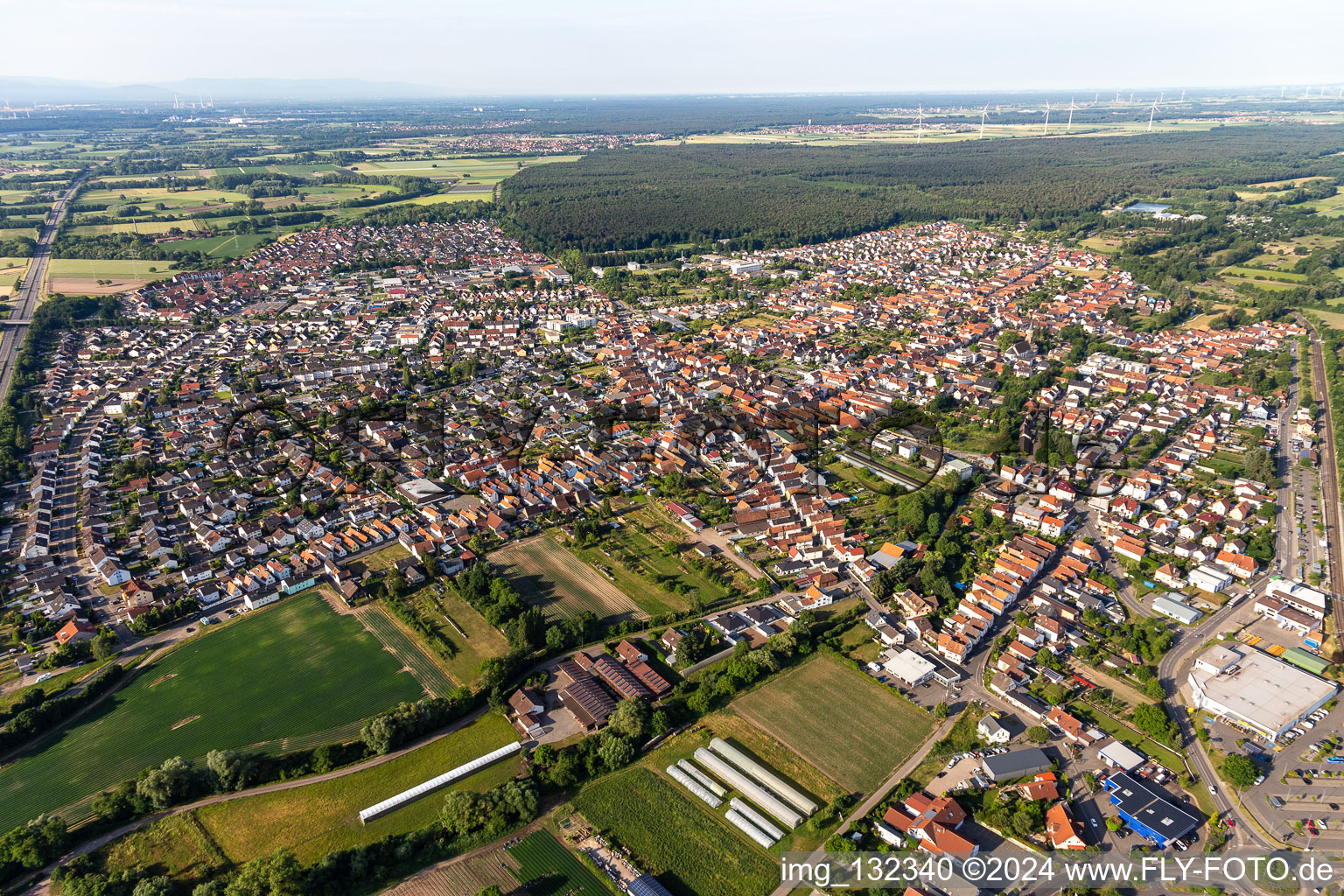 Enregistrement par drone de Rülzheim dans le département Rhénanie-Palatinat, Allemagne