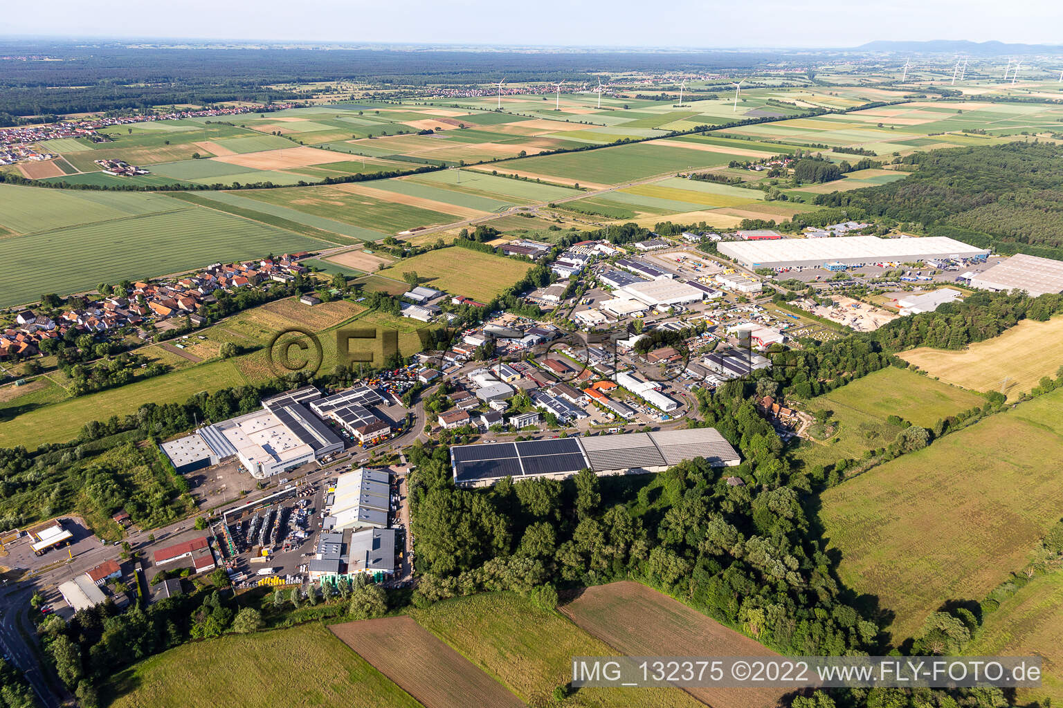 Zone industrielle de Horst à le quartier Minderslachen in Kandel dans le département Rhénanie-Palatinat, Allemagne hors des airs