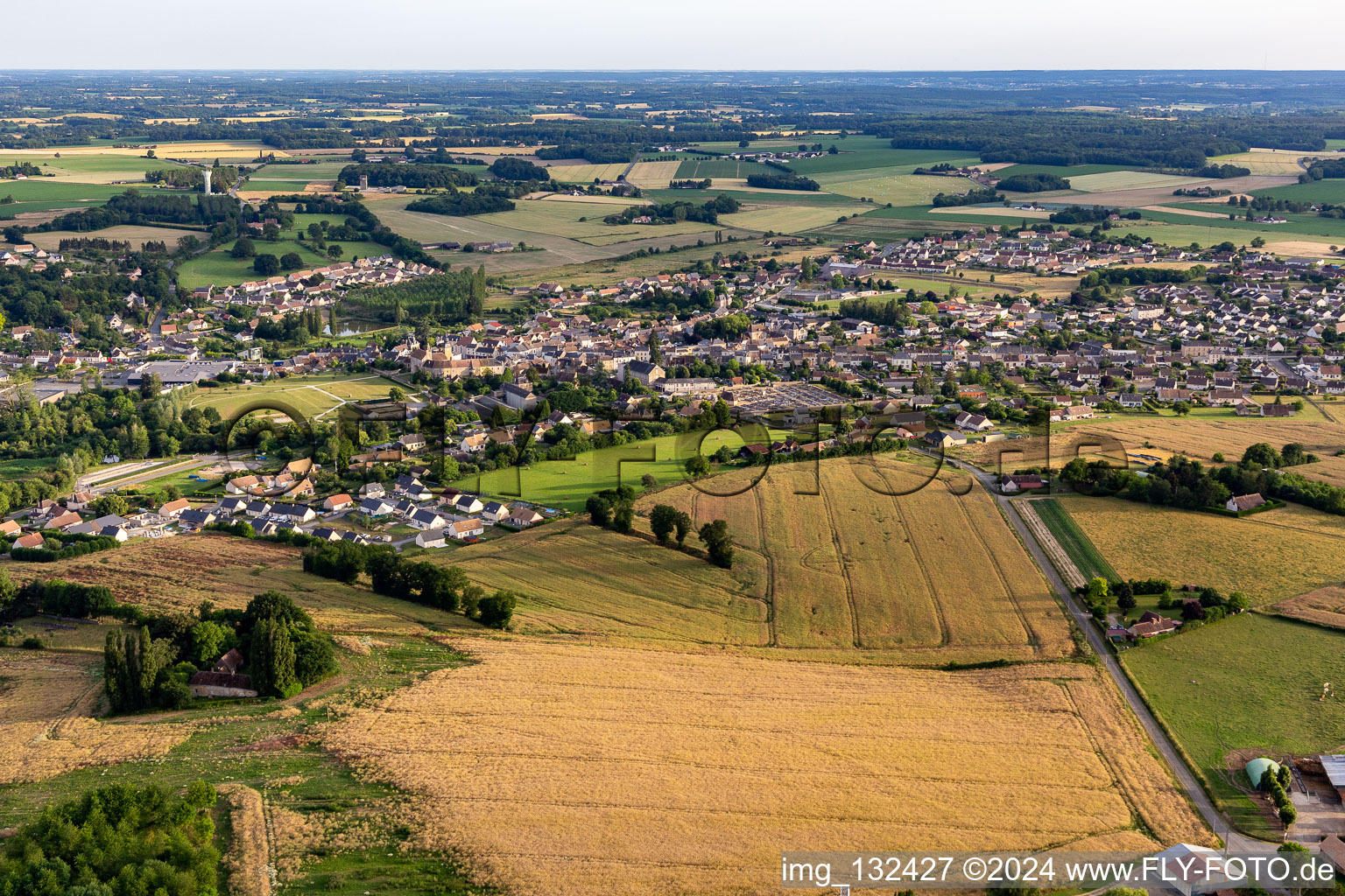 Vue aérienne de Bouloire dans le département Sarthe, France