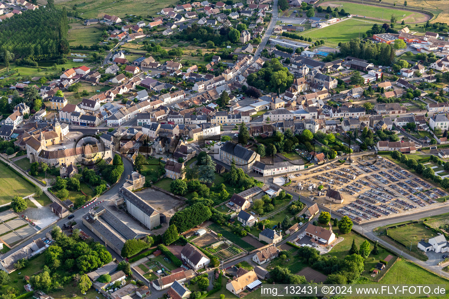 Vue aérienne de Bouloire dans le département Sarthe, France