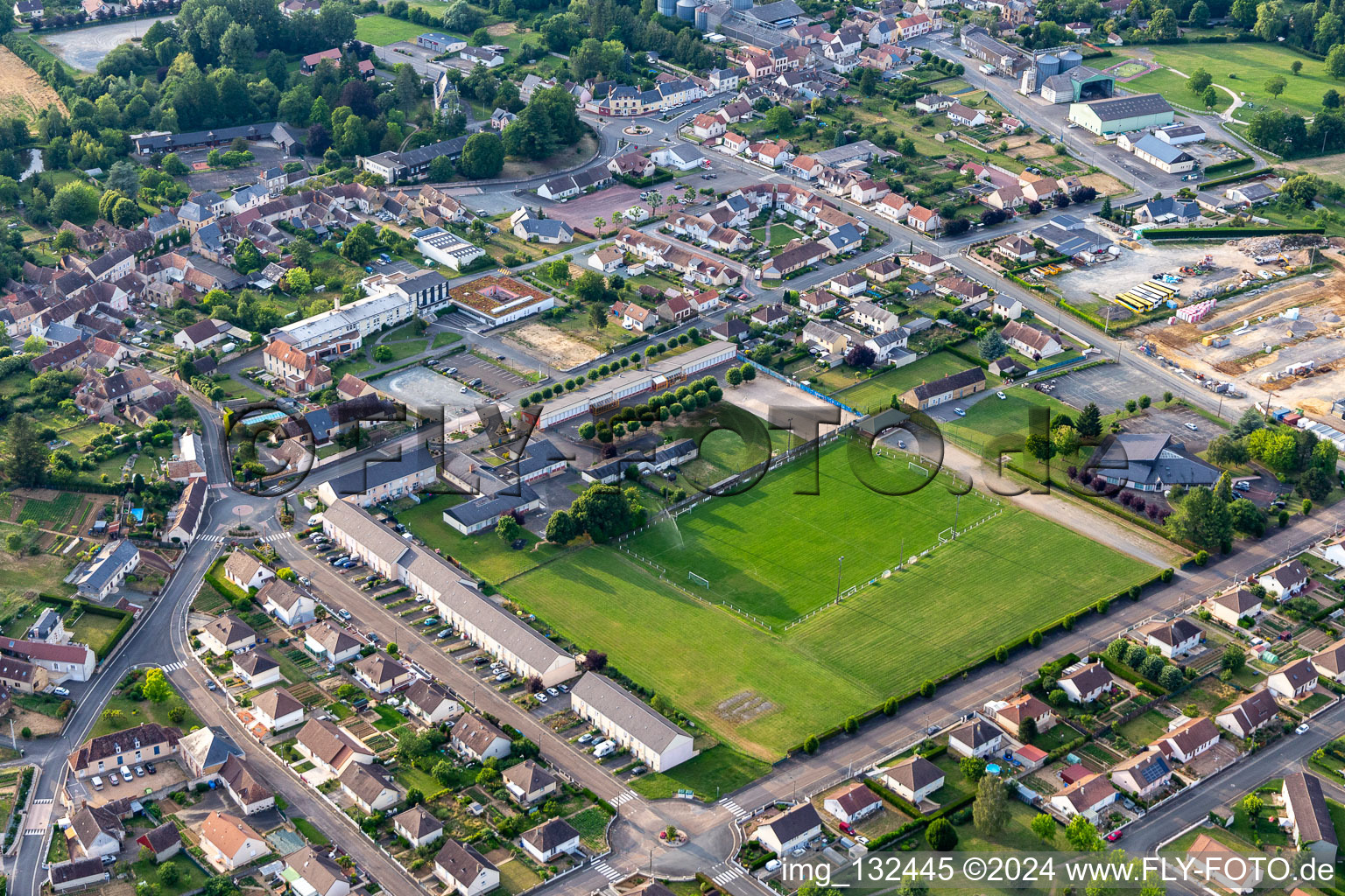 Vue aérienne de Association Sportive de Thorigné à Thorigné-sur-Dué dans le département Sarthe, France