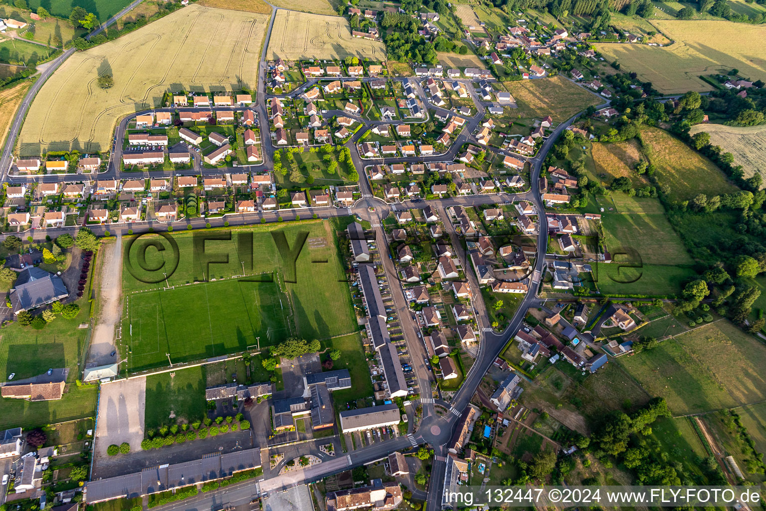 Vue aérienne de Association Sportive de Thorigné à Thorigné-sur-Dué dans le département Sarthe, France