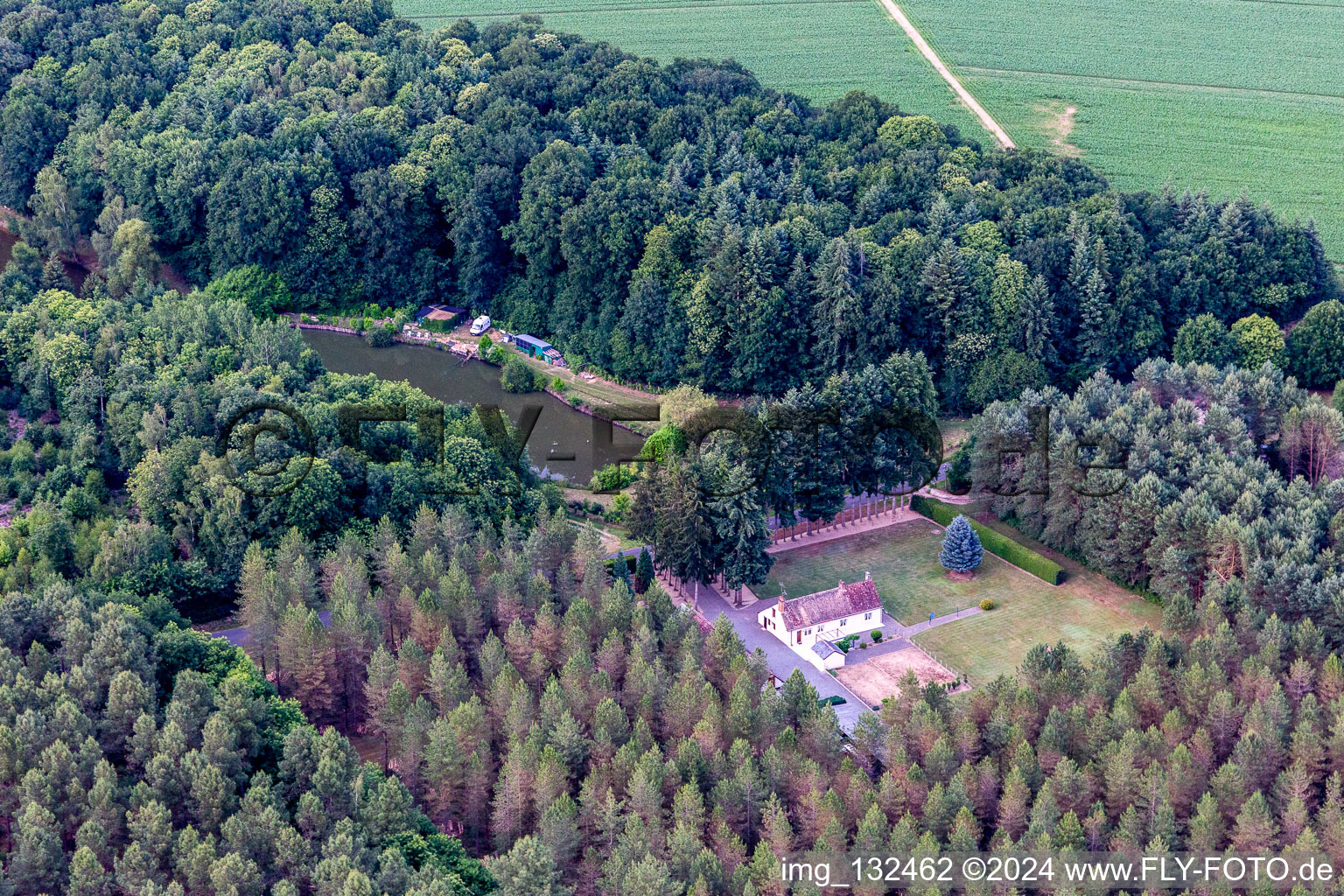 Dollon dans le département Sarthe, France d'en haut