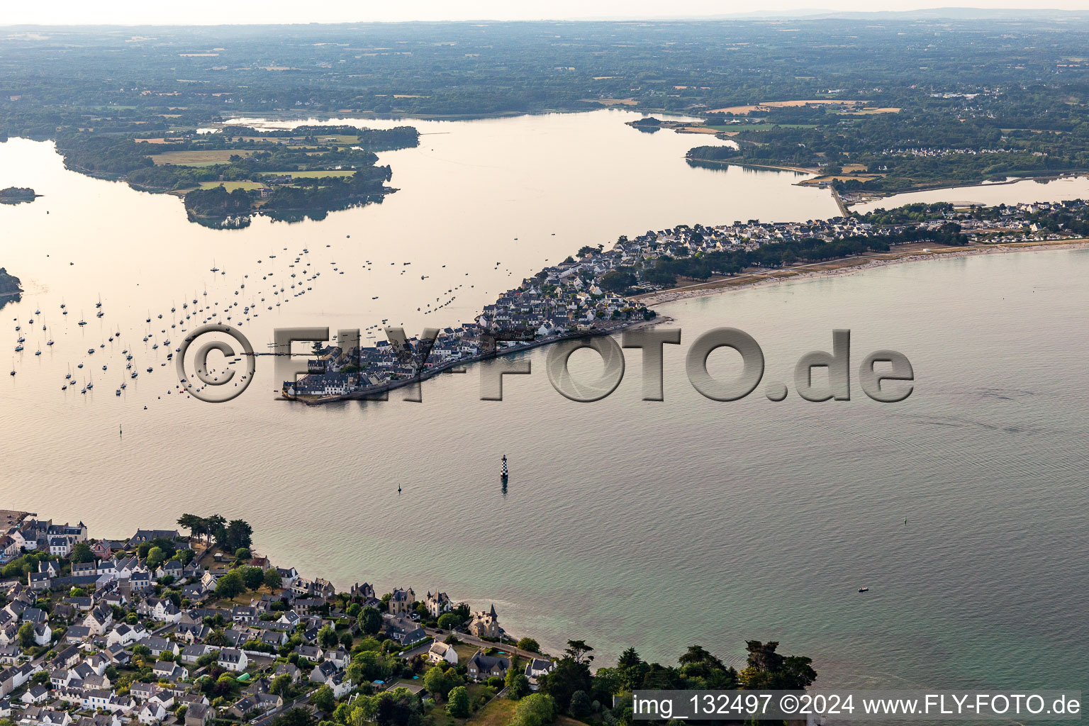 Vue aérienne de Île-Tudy dans le département Finistère, France