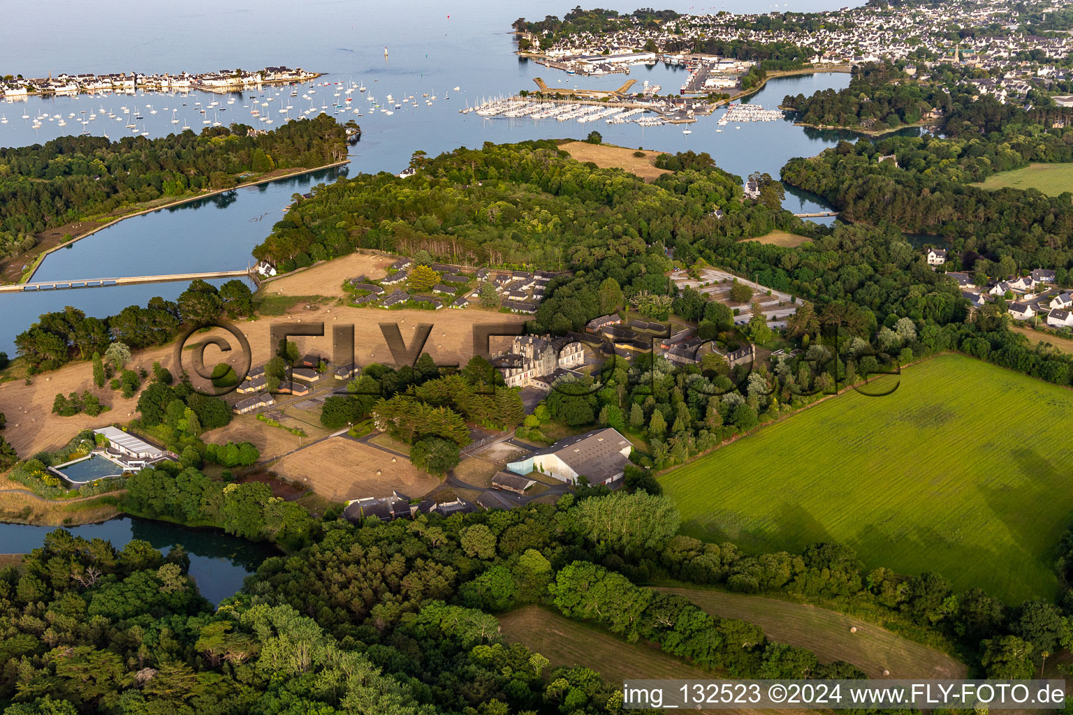 Vue oblique de Le Domaine de Loctudy à Loctudy dans le département Finistère, France