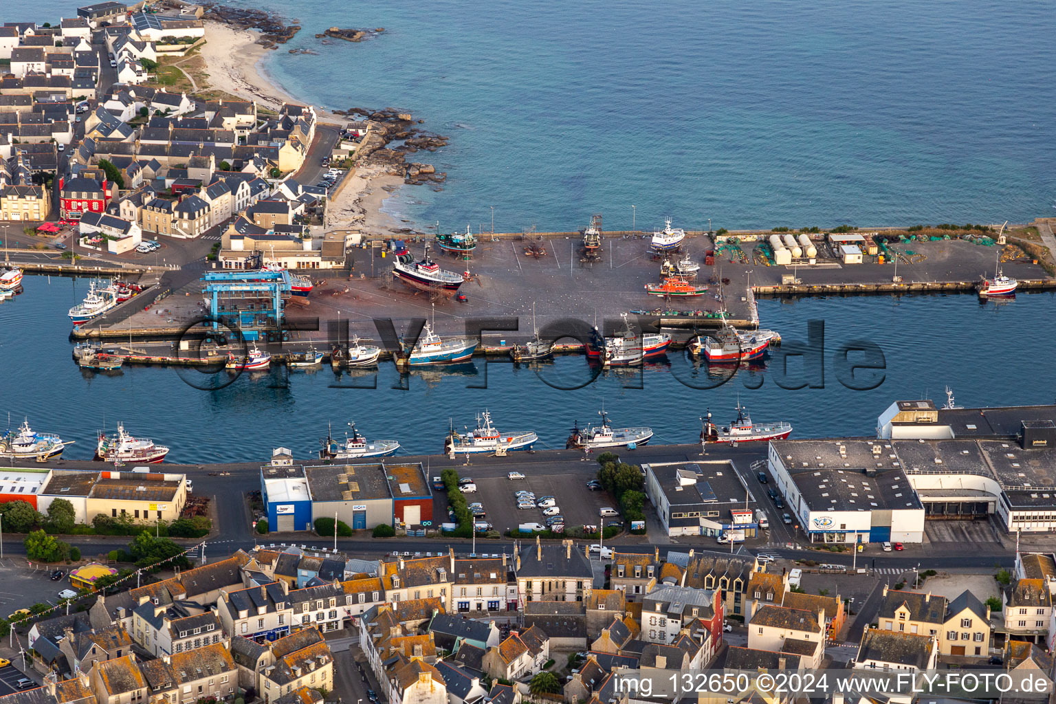 Port de Guilvine à Treffiagat dans le département Finistère, France vue d'en haut