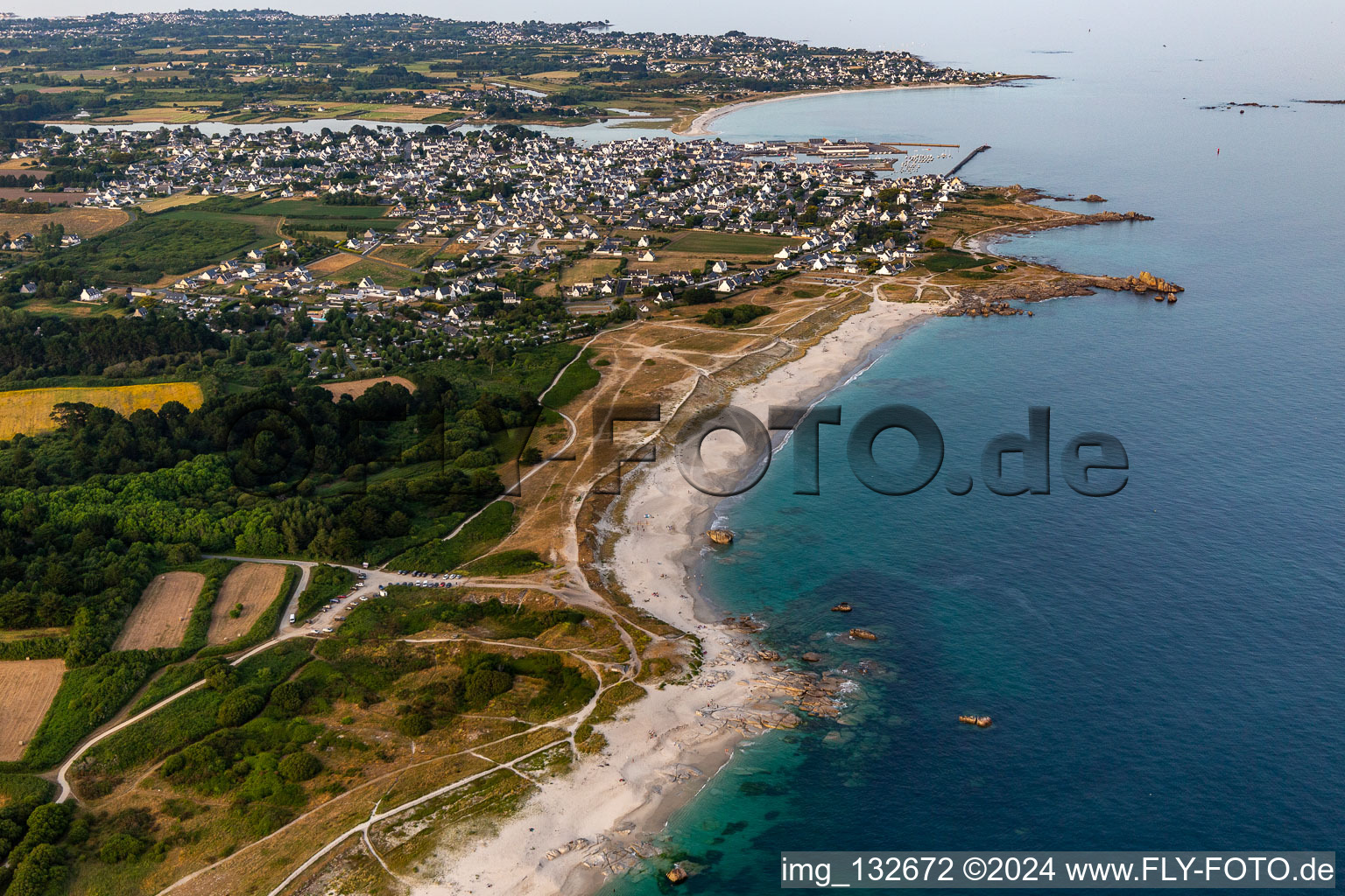 Photographie aérienne de Plage de Kersauz à Treffiagat dans le département Finistère, France
