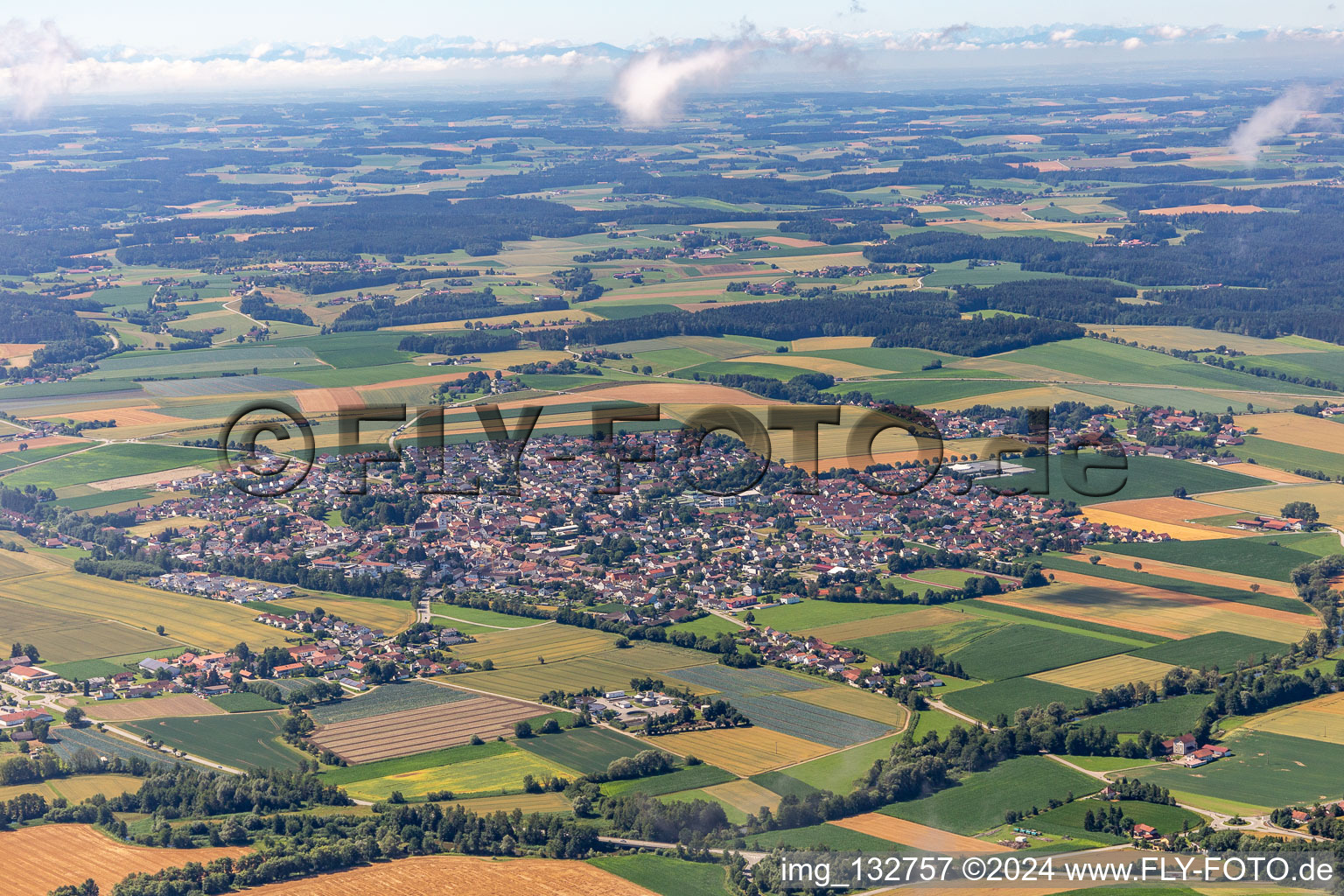 Vue aérienne de Reisbach dans le département Bavière, Allemagne