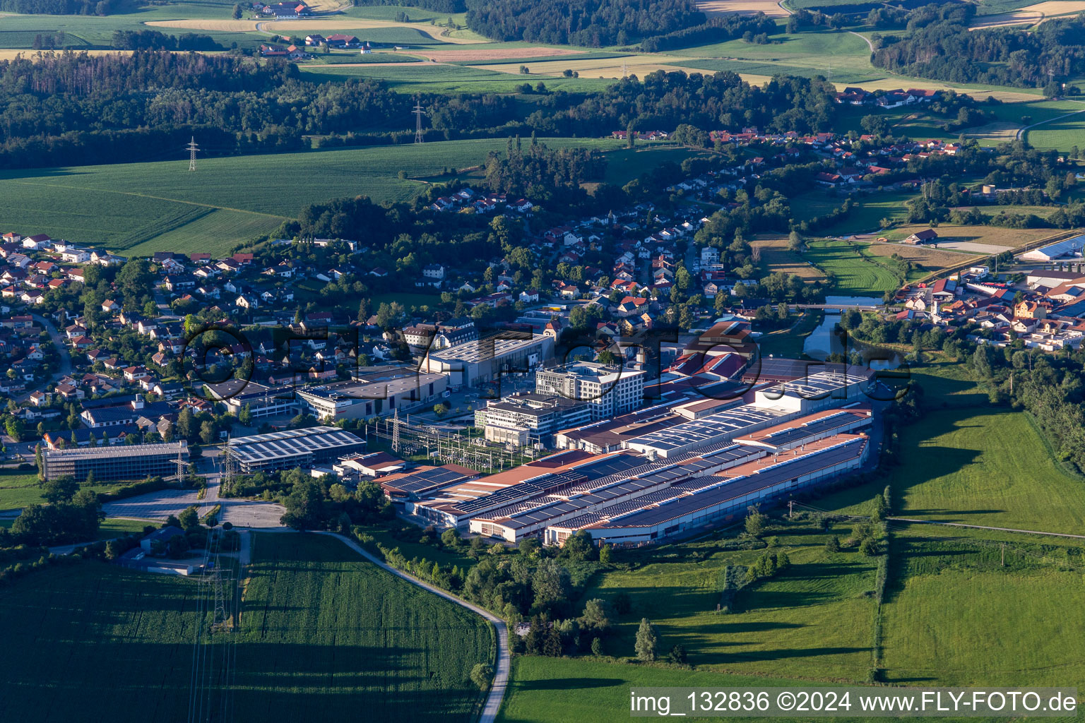 Vue aérienne de Arnstorf dans le département Bavière, Allemagne