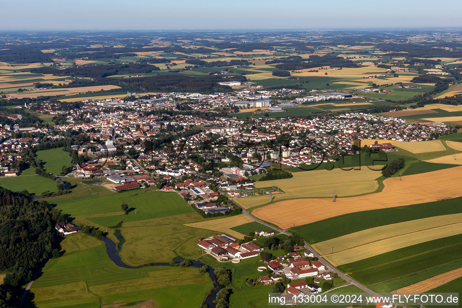 Vue aérienne de Vilsbiburg dans le département Bavière, Allemagne