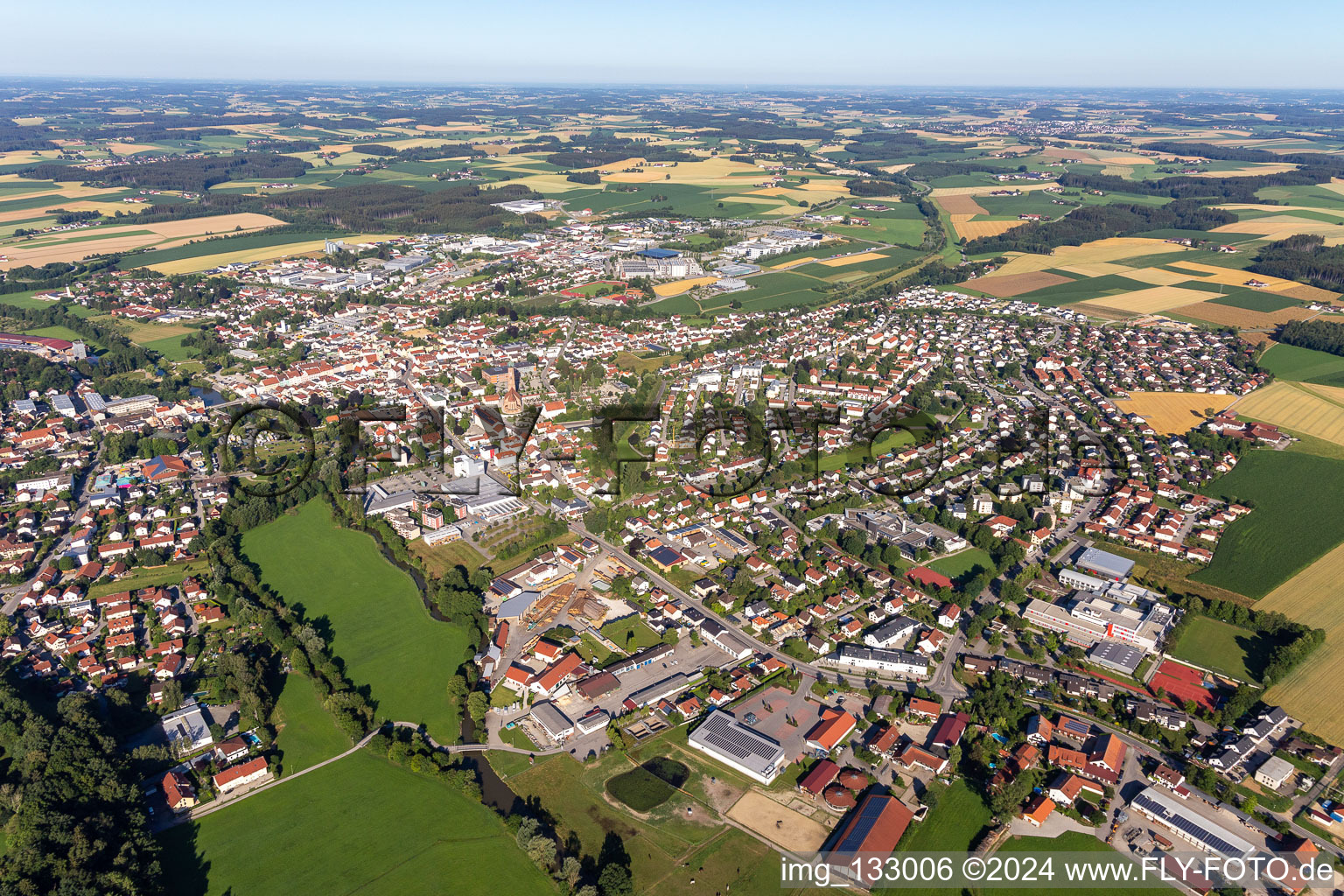 Vue aérienne de Vilsbiburg dans le département Bavière, Allemagne