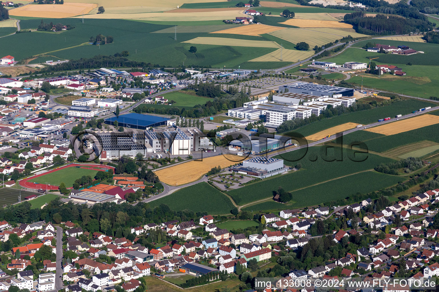 Vue aérienne de Zone industrielle Urbanstr à Vilsbiburg dans le département Bavière, Allemagne