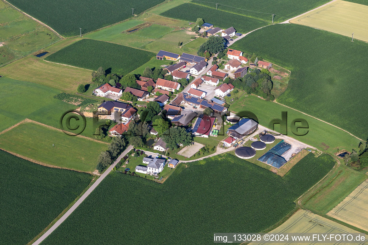 Vue aérienne de Shaidham à le quartier Haarbach in Vilsbiburg dans le département Bavière, Allemagne