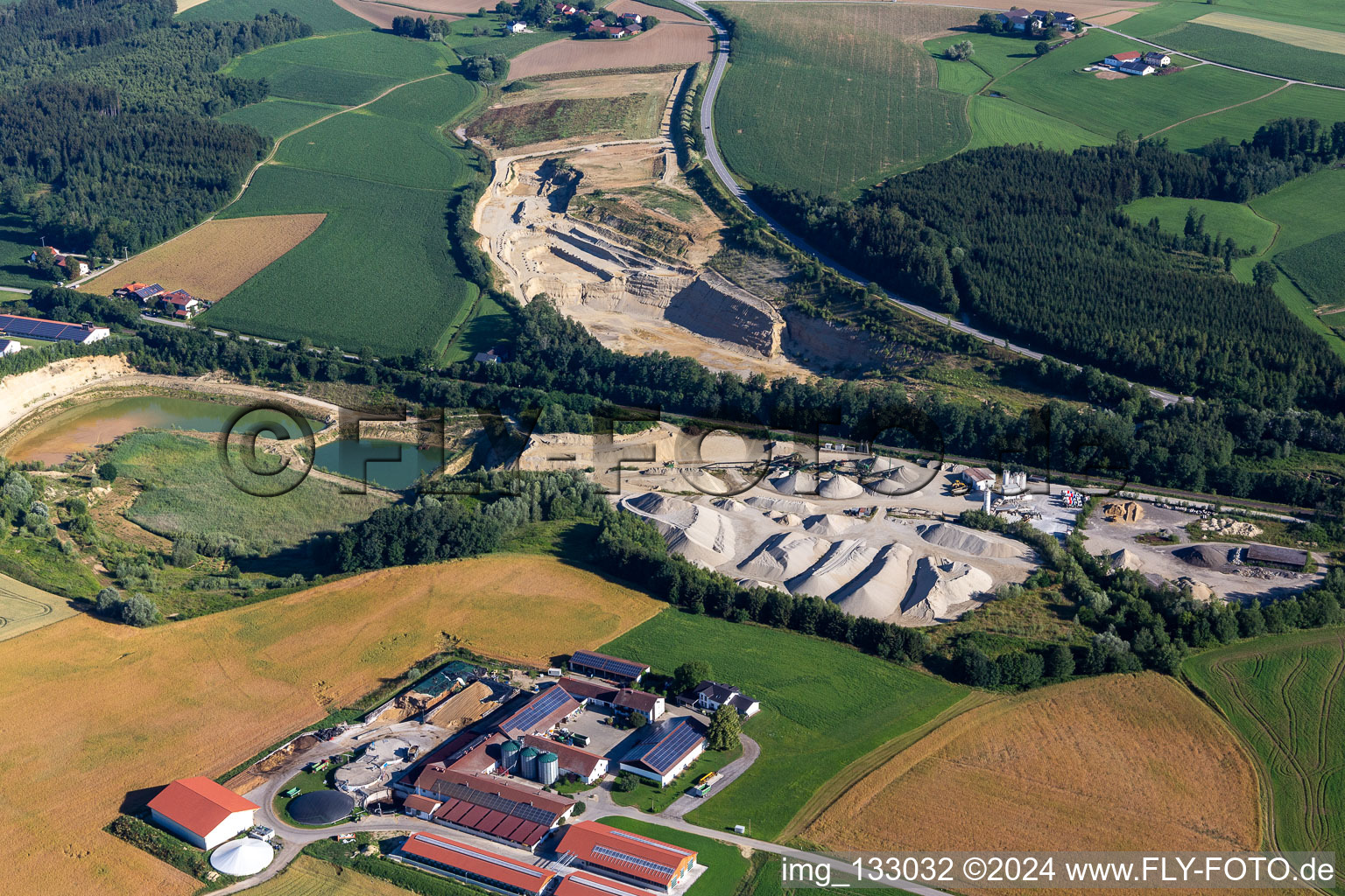 Vue aérienne de CEMEX Allemagne à Vilsbiburg dans le département Bavière, Allemagne