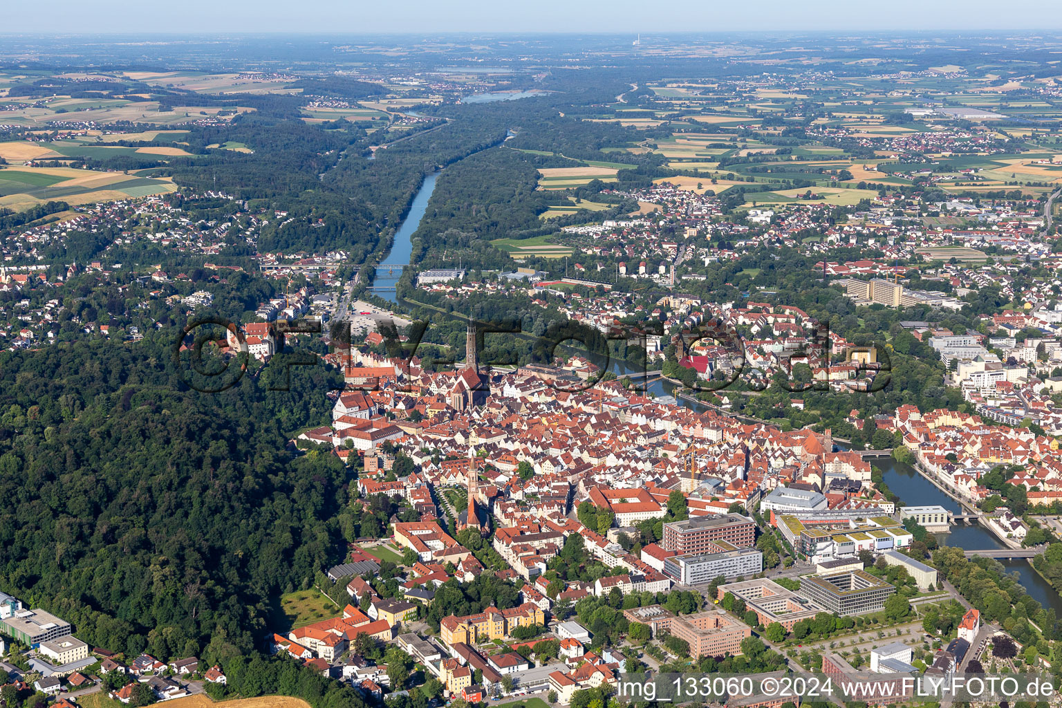 Vue oblique de Vieille ville Landshut à Landshut dans le département Bavière, Allemagne